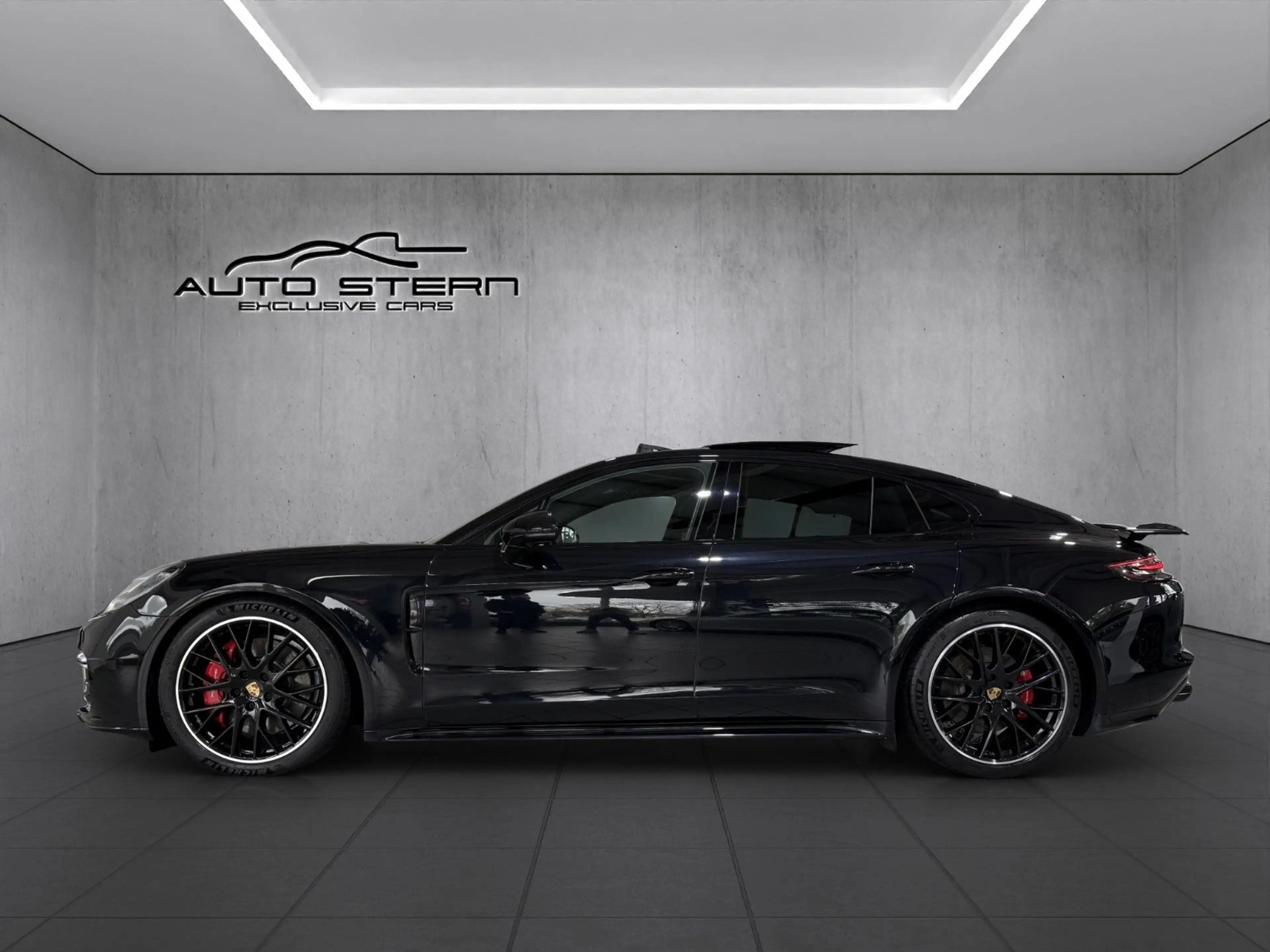 Porsche Panamera GTS PANO SPORTABGAS PDLS+ — photo 2