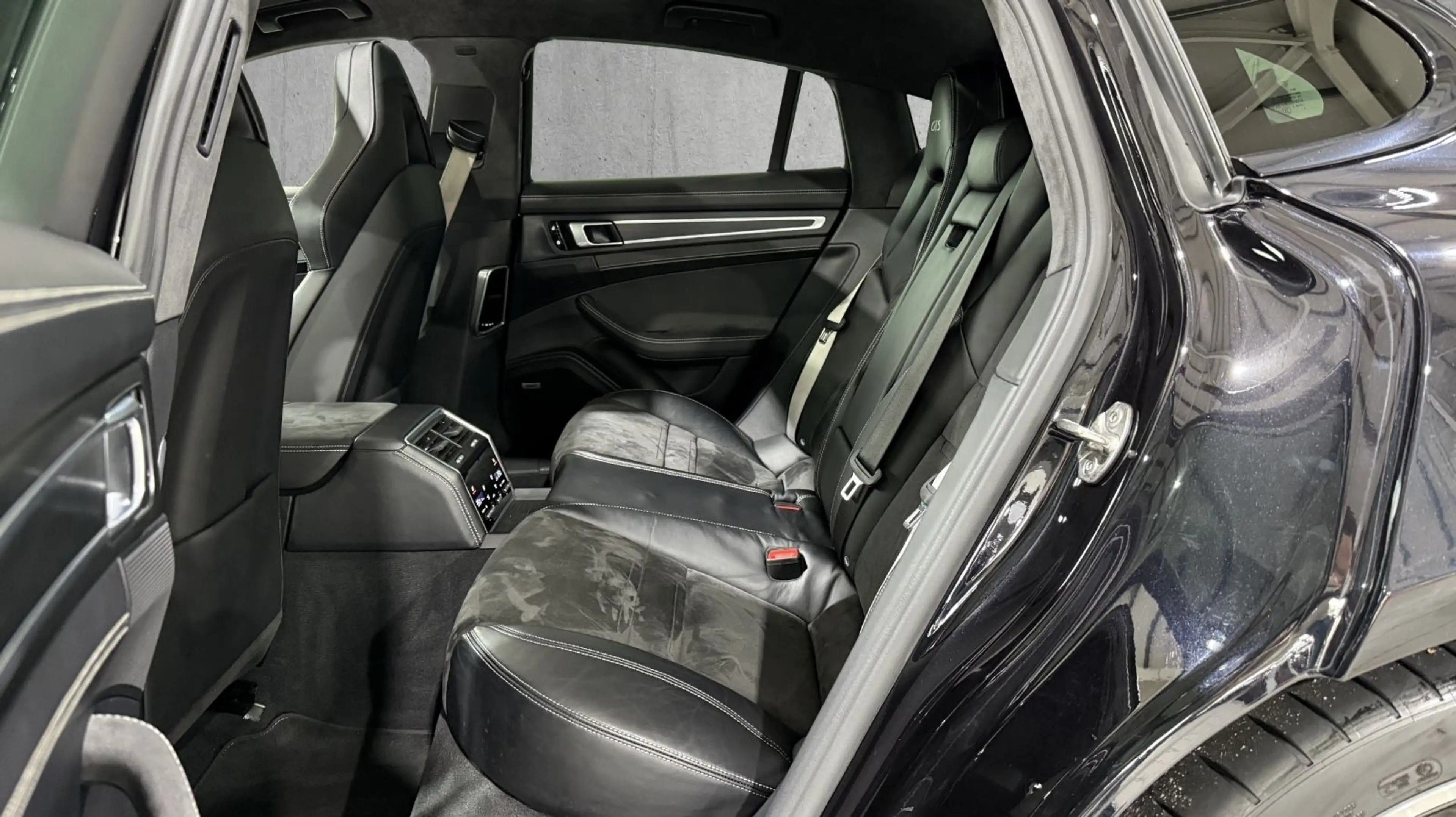 Porsche Panamera GTS PANO SPORTABGAS PDLS+ — photo 12
