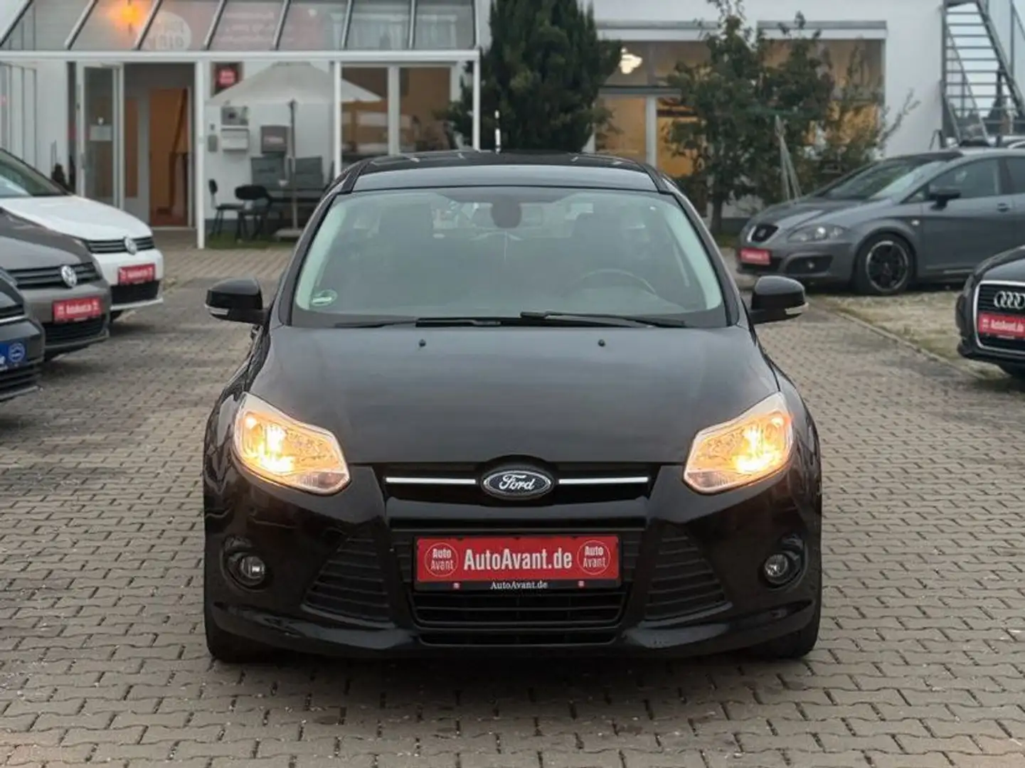 Ford Focus 1,0 EcoBoost 92kW Trend Turnier*MFL*BT*BCM Schwarz - 2