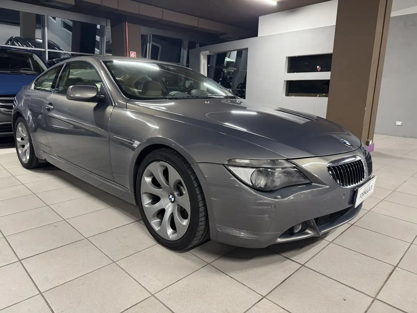 BMW 645 645Ci cat Grau - 2