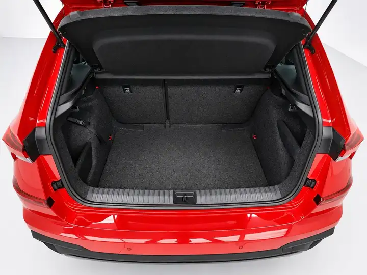 Škoda Kamiq 1.5 TSI Monte Carlo 2024, foto 7