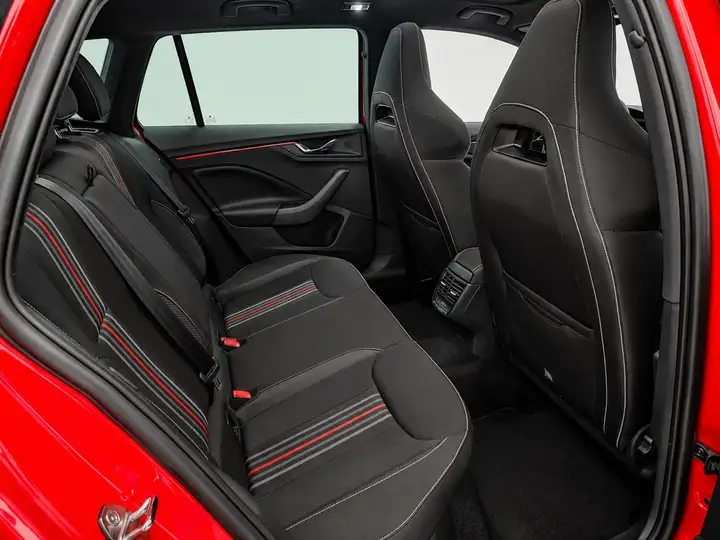 Škoda Kamiq 1.5 TSI Monte Carlo 2024, foto 20