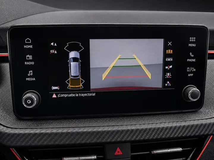 Škoda Kamiq 1.5 TSI Monte Carlo 2024, foto 16