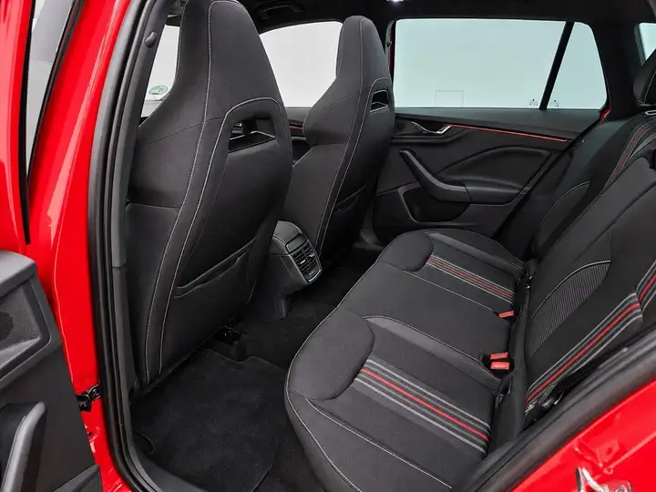 Škoda Kamiq 1.5 TSI Monte Carlo 2024, foto 18