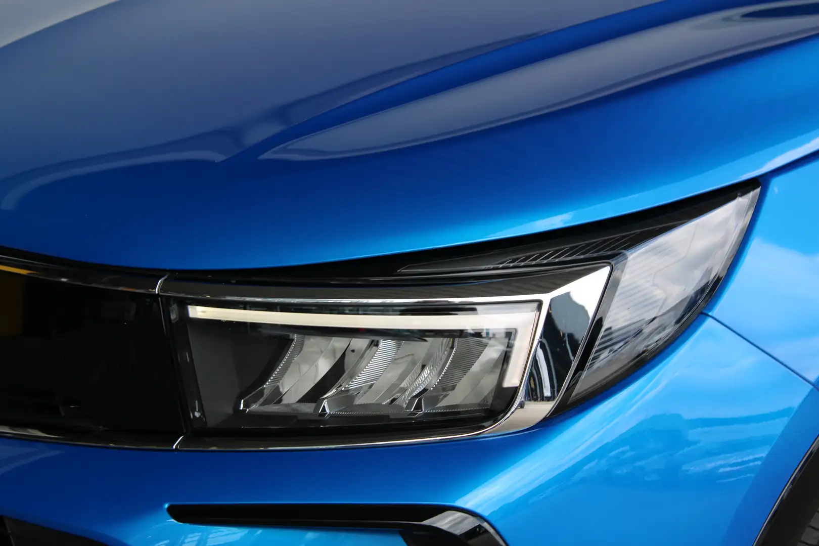 Opel Grandland 1.6 Turbo Hybrid Level 4 | Apple Carplay/Android A Blauw - 2