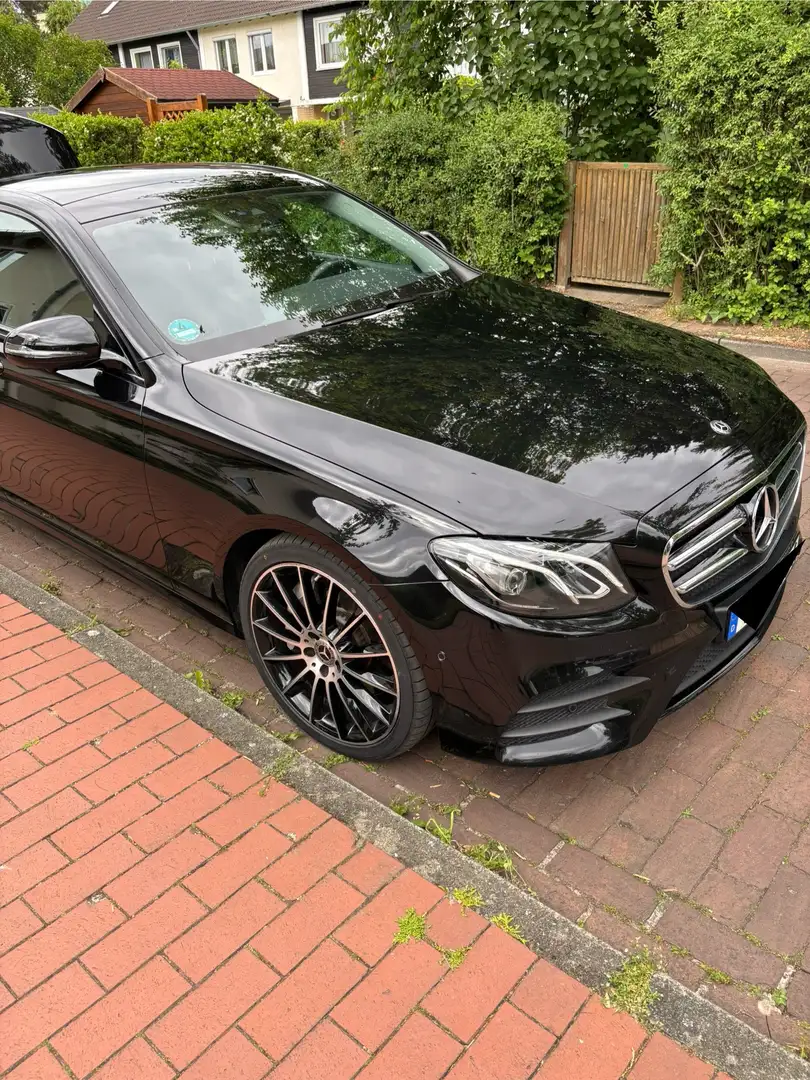 Mercedes-Benz E 350 9G-TRONIC AMG Line - 1