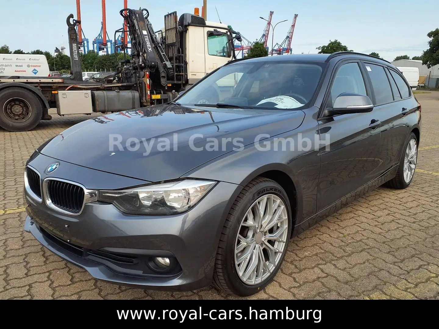 BMW 318 d Touring Advantage NAVI*PDC*SHZ*LED*KLIMA Grijs - 1