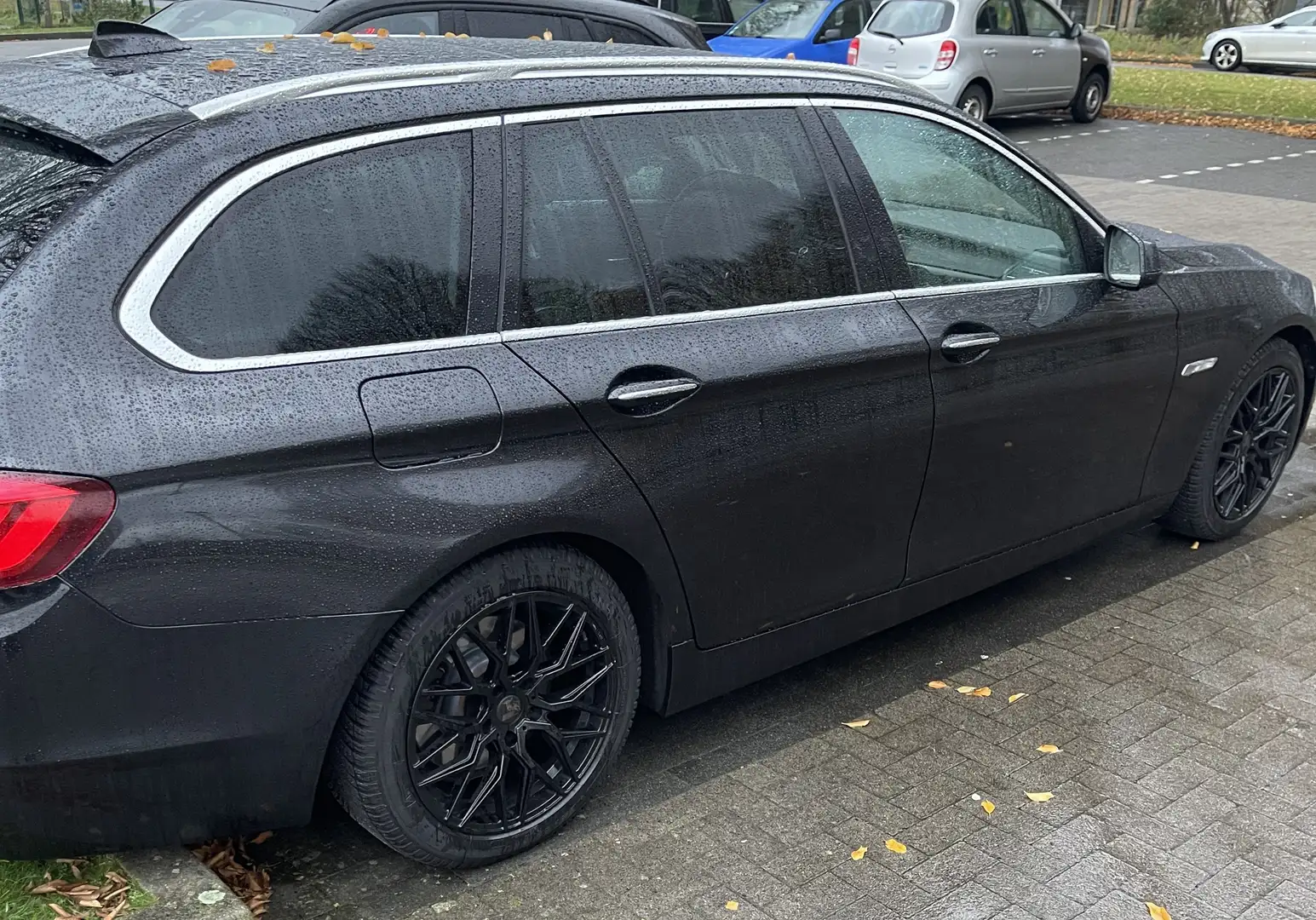 BMW 520 520d, Standheizung, Softclose, Tempomat, Keyless G Schwarz - 1