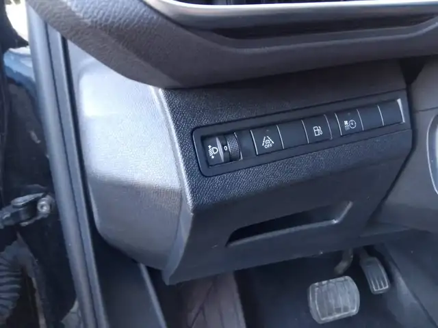 Peugeot 3008 view 11
