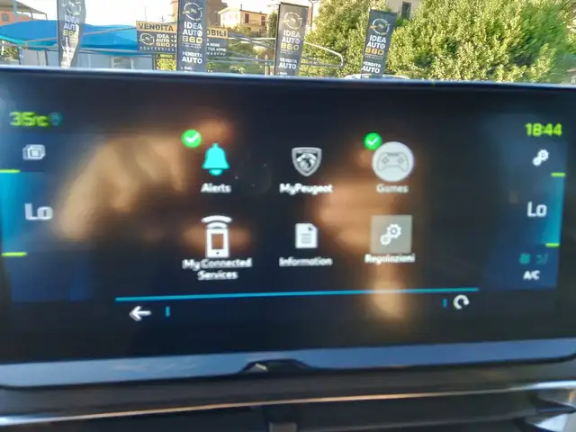 Peugeot 3008 view 17