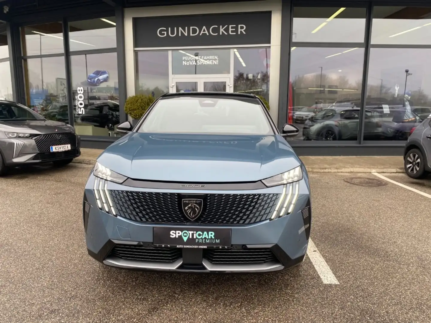 Peugeot 3008 E-3008GT Blau - 2