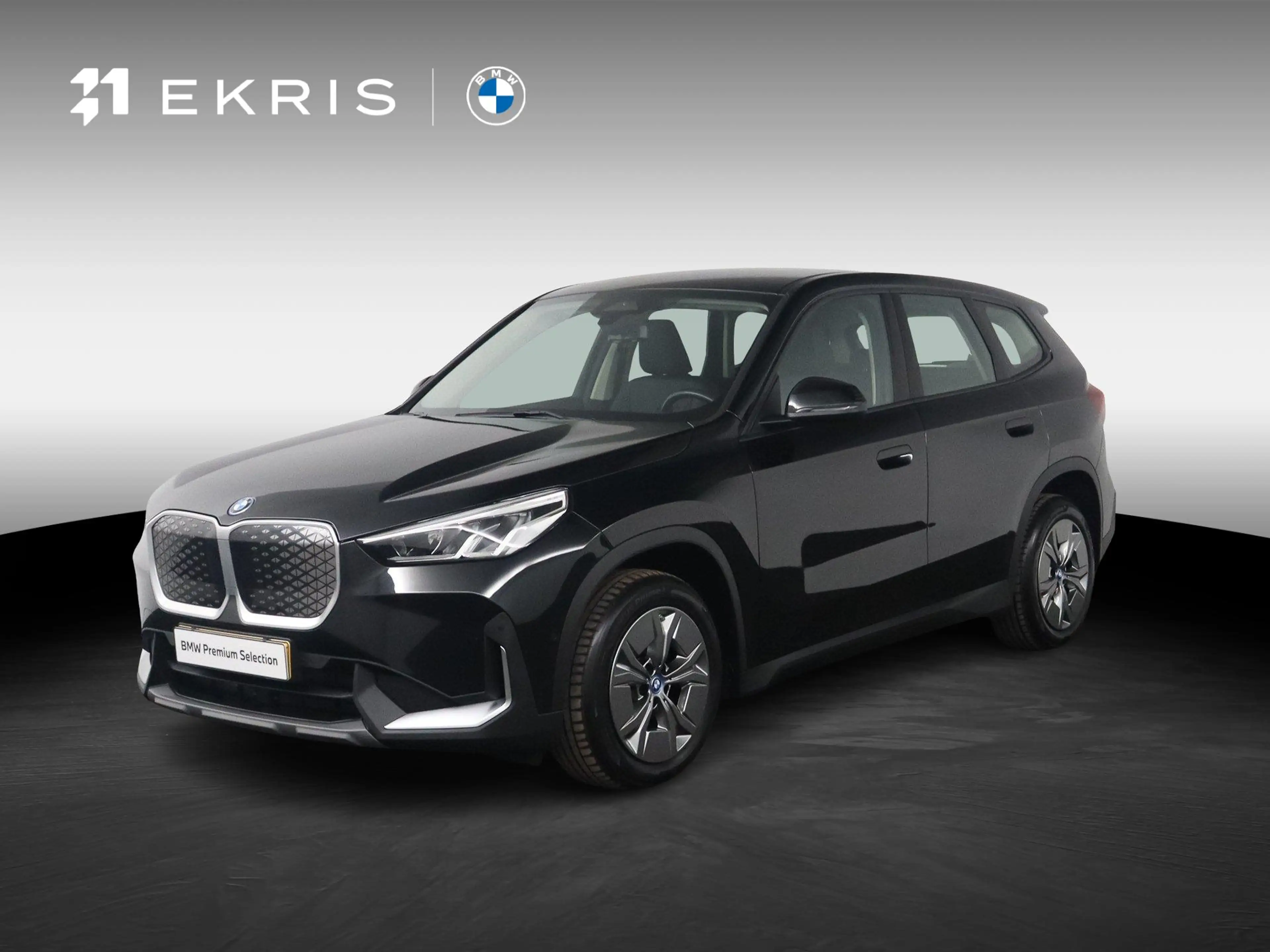 BMW iX1 eDrive20 67 kWh | Camera | Parkeersensoren voor en