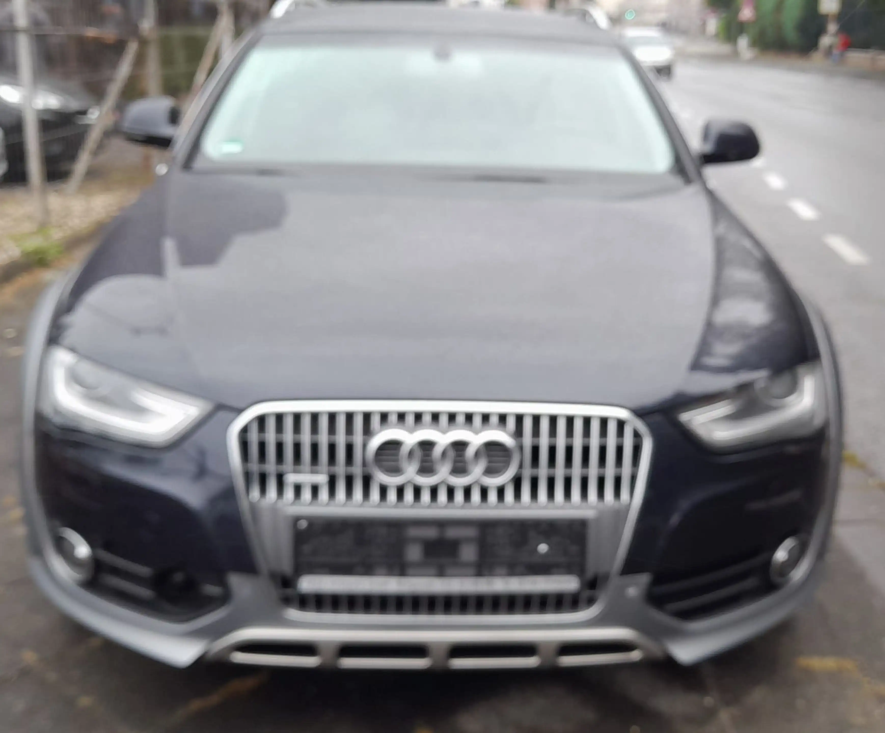 Audi A4 allroad quattro 2.0 TDI — photo 2