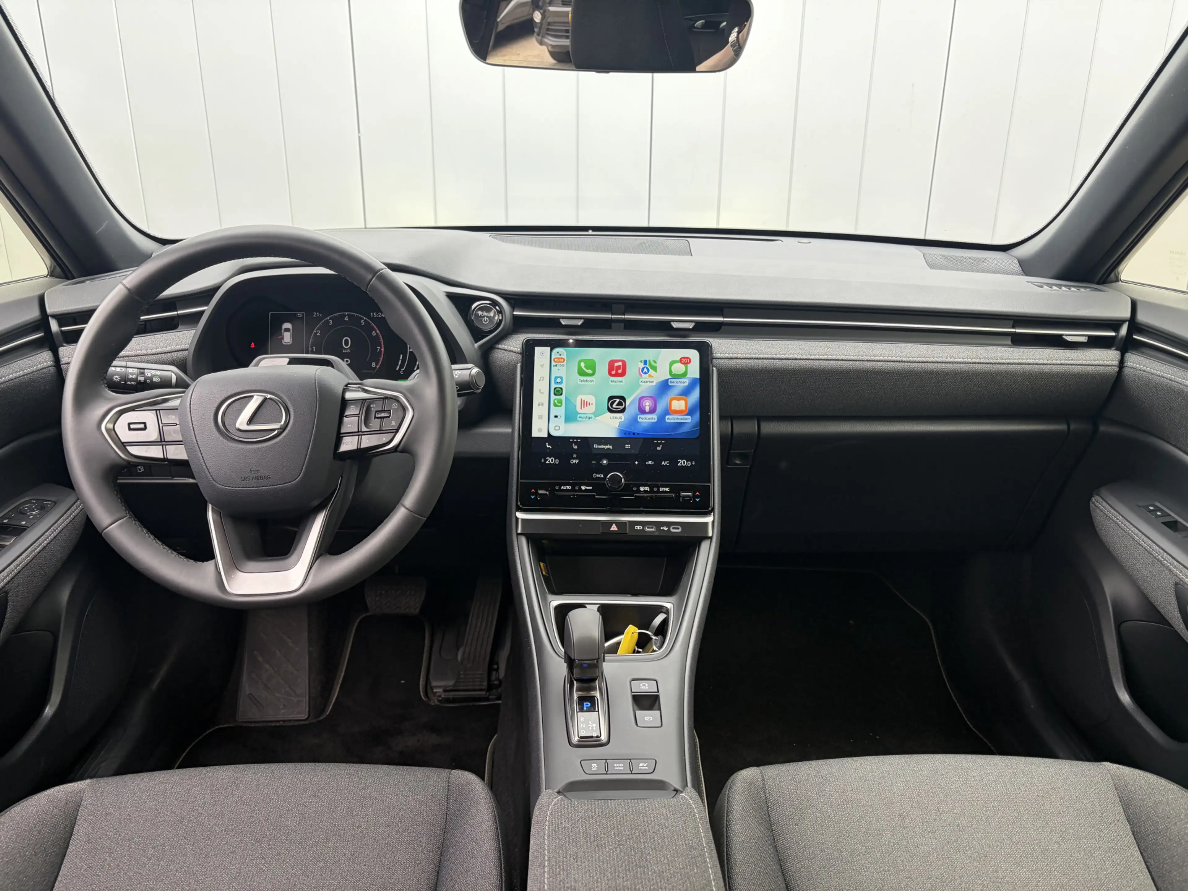 Lexus LBX Business Line 2WD Dealer Onderhouden Kelyess Trekh — photo 12