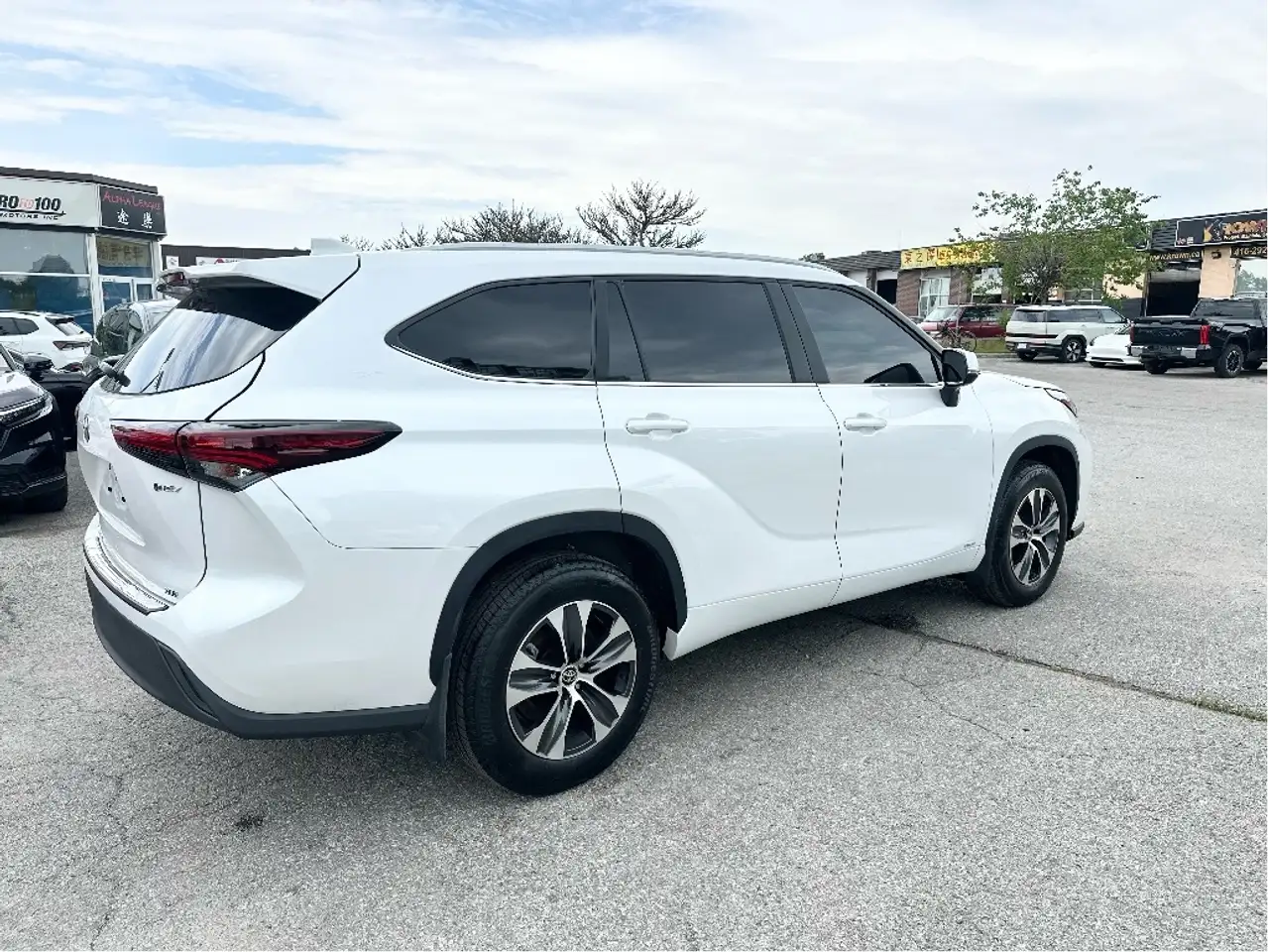 Toyota Highlander снимка Toyota Highlander