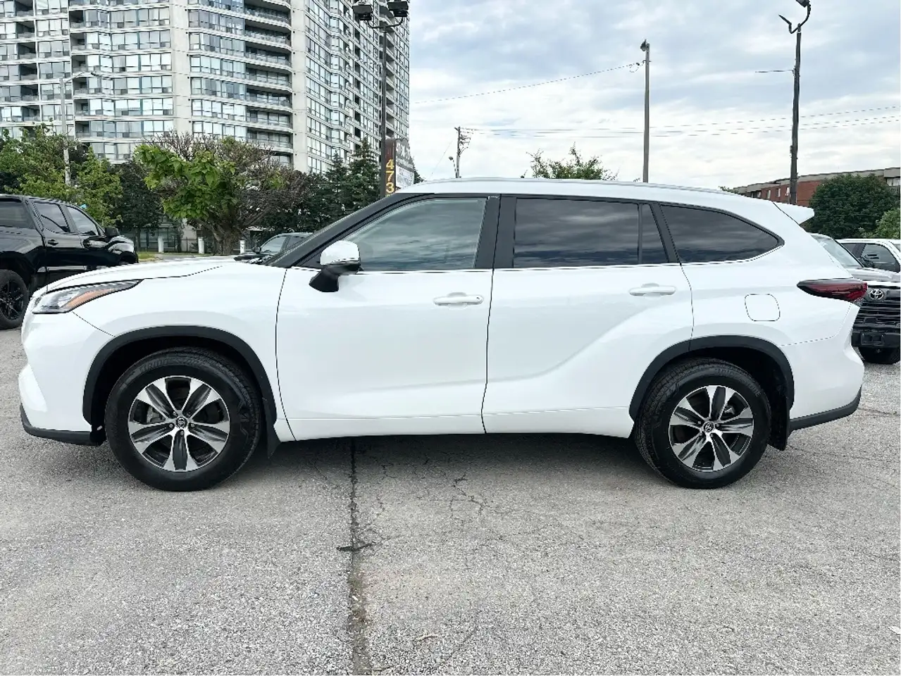 Toyota Highlander снимка Toyota Highlander