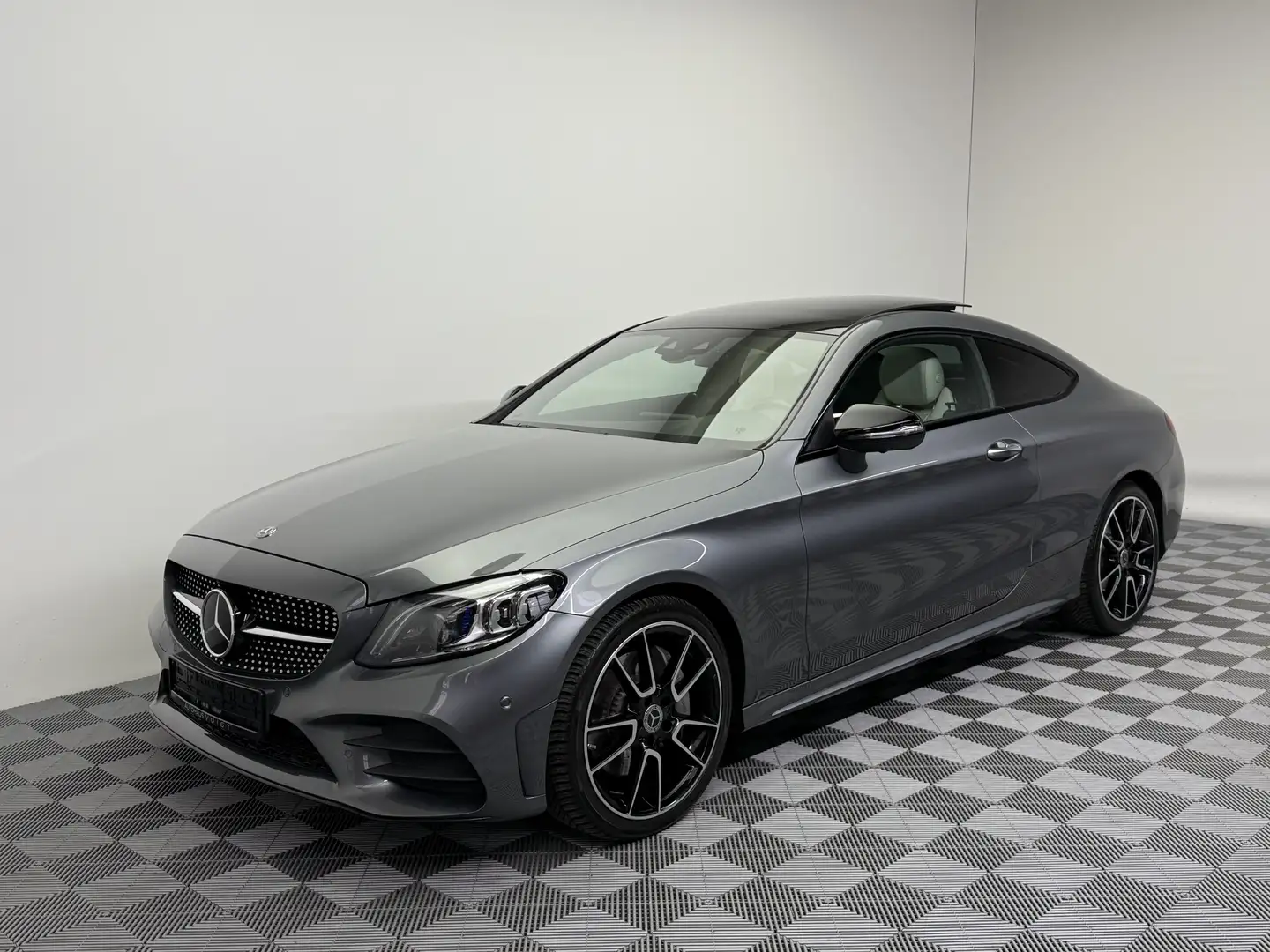 Mercedes-Benz C 300 AMG Line|Pano|Virtual|Burmester|Carbon|HuD|360 Gris - 2