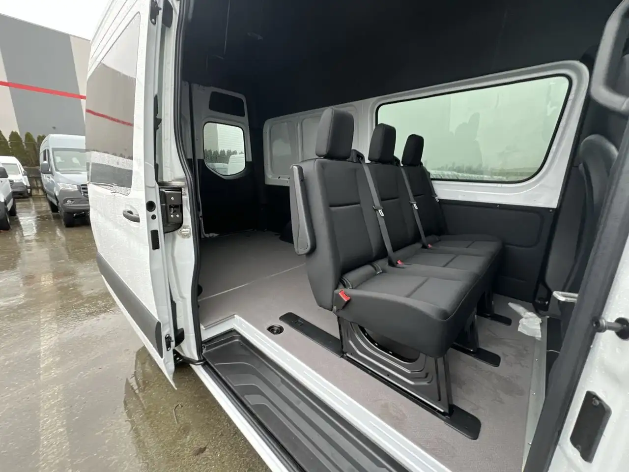 Mercedes-Benz Sprinter снимка Mercedes-Benz Sprinter