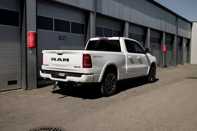 RAM 1500 view 4