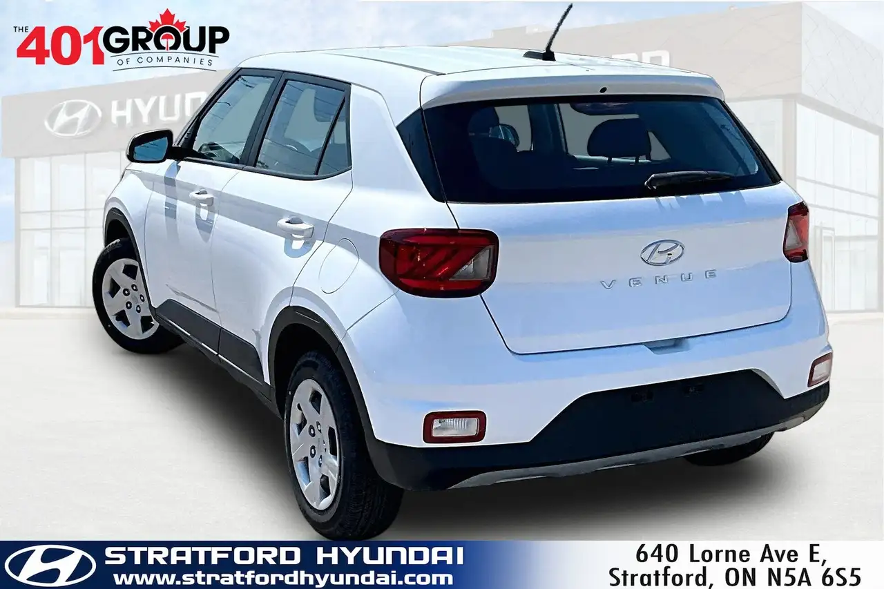 Hyundai Venue снимка Hyundai Venue
