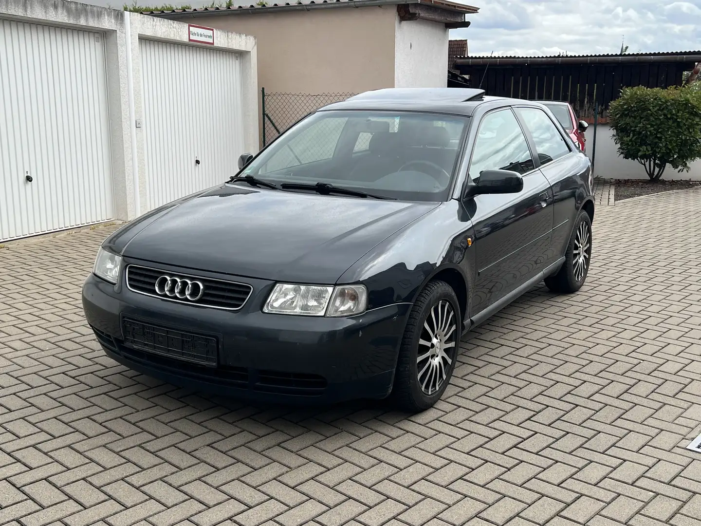 Audi A3 1.8 Ambition - 1