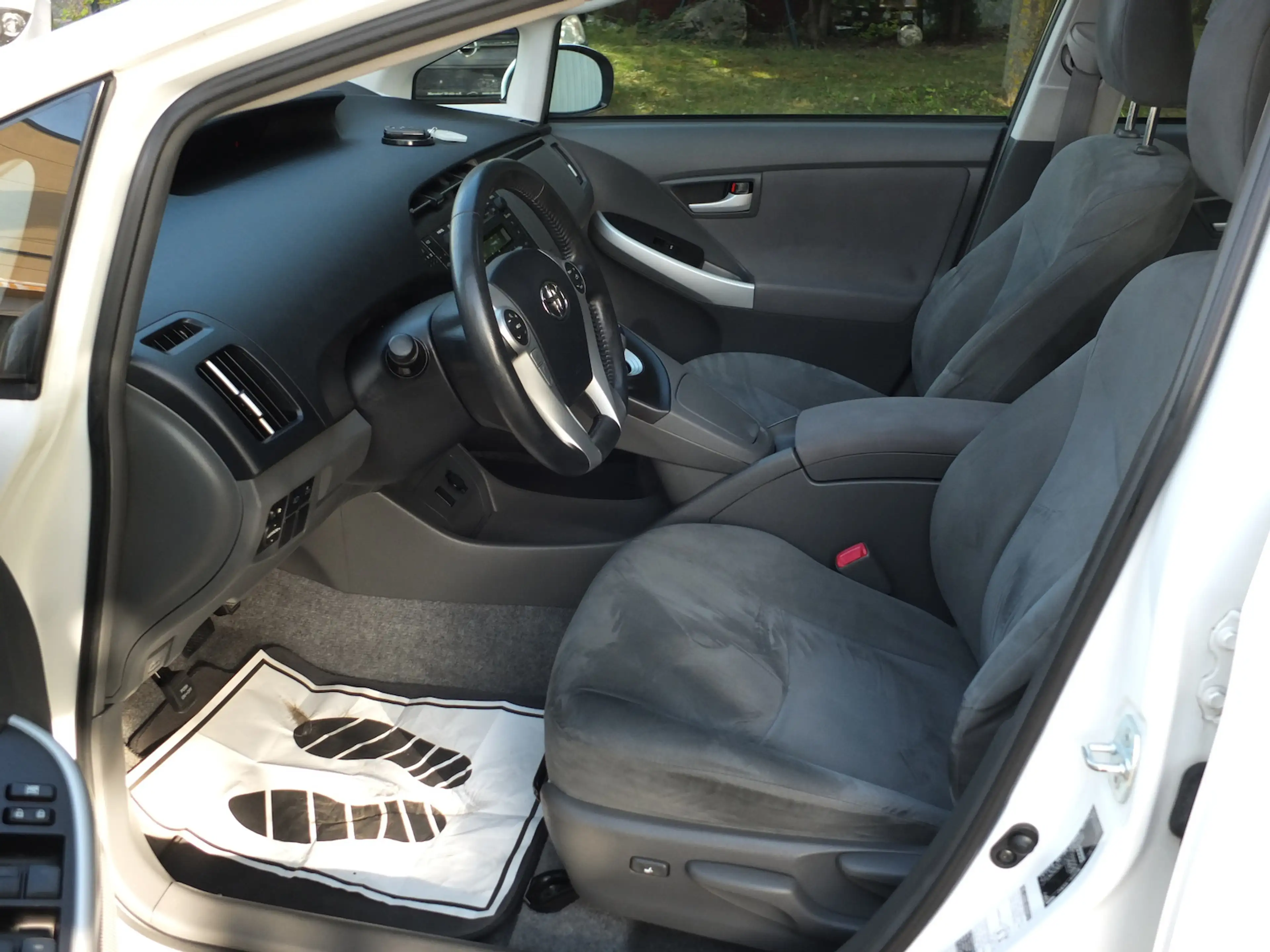 Toyota Prius EXECUTIVE HYBRID SOLARDACH ALCANTARA — photo 7