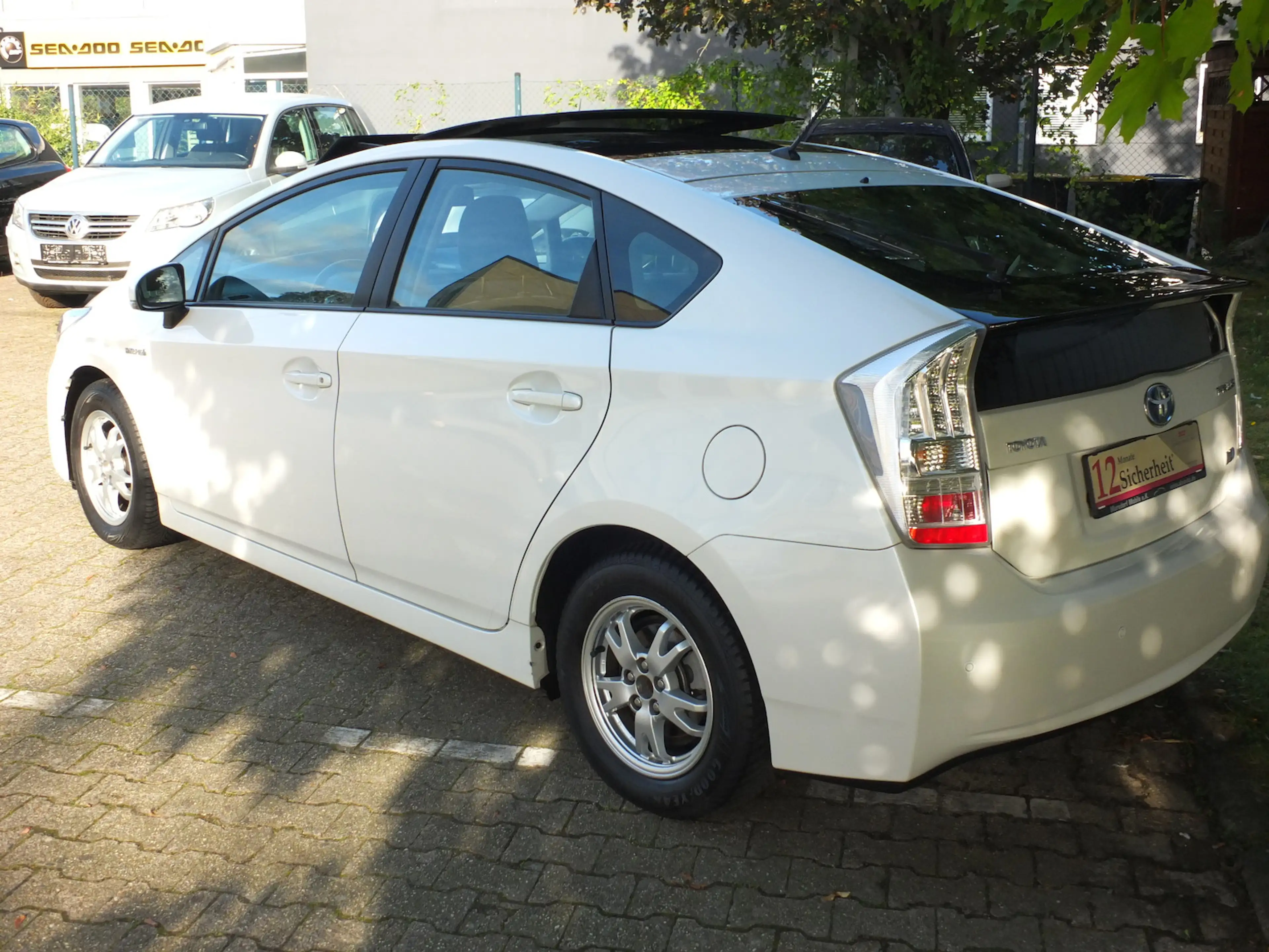 Toyota Prius EXECUTIVE HYBRID SOLARDACH ALCANTARA — photo 4