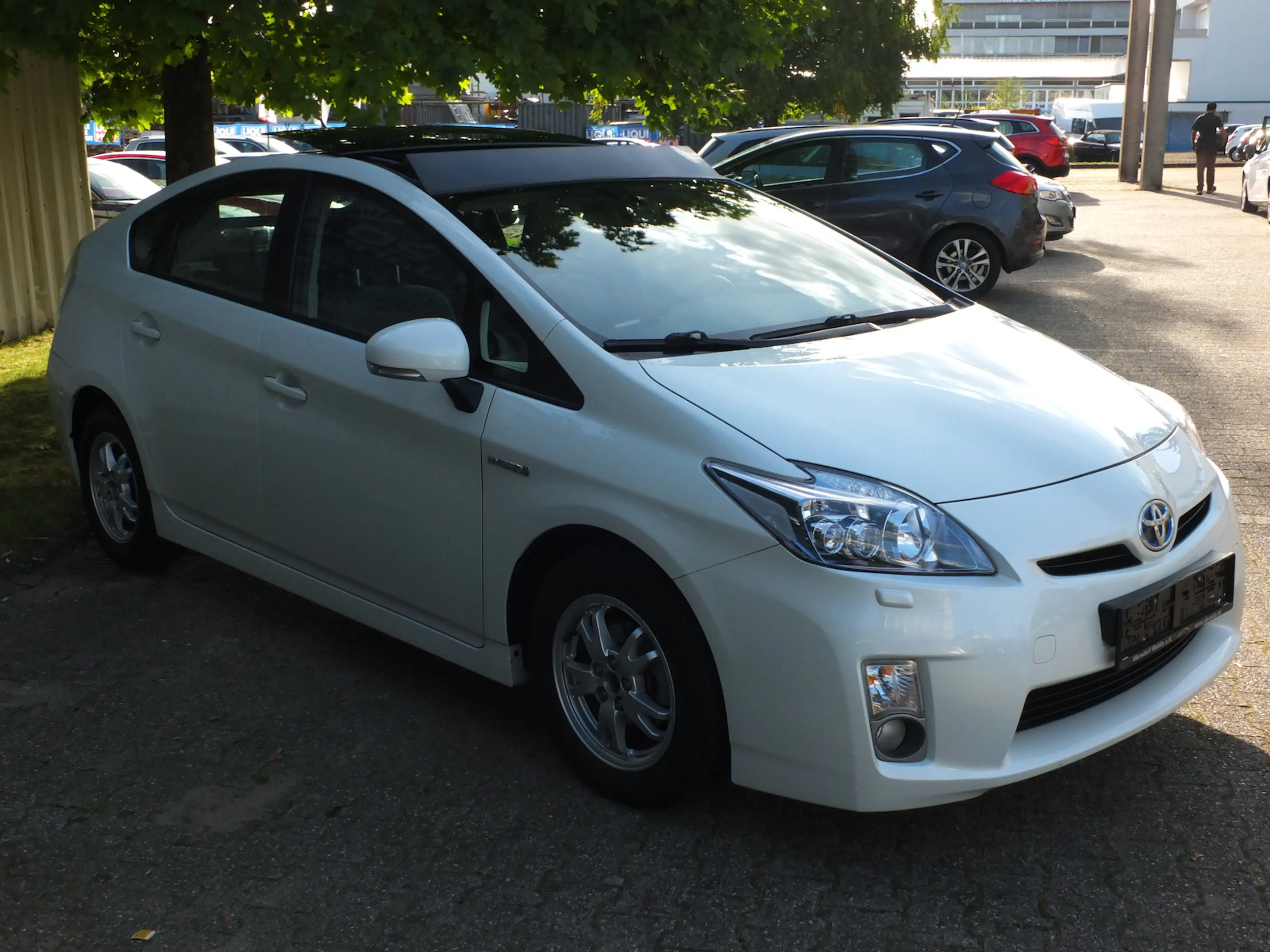 Toyota Prius EXECUTIVE HYBRID SOLARDACH ALCANTARA — photo 3