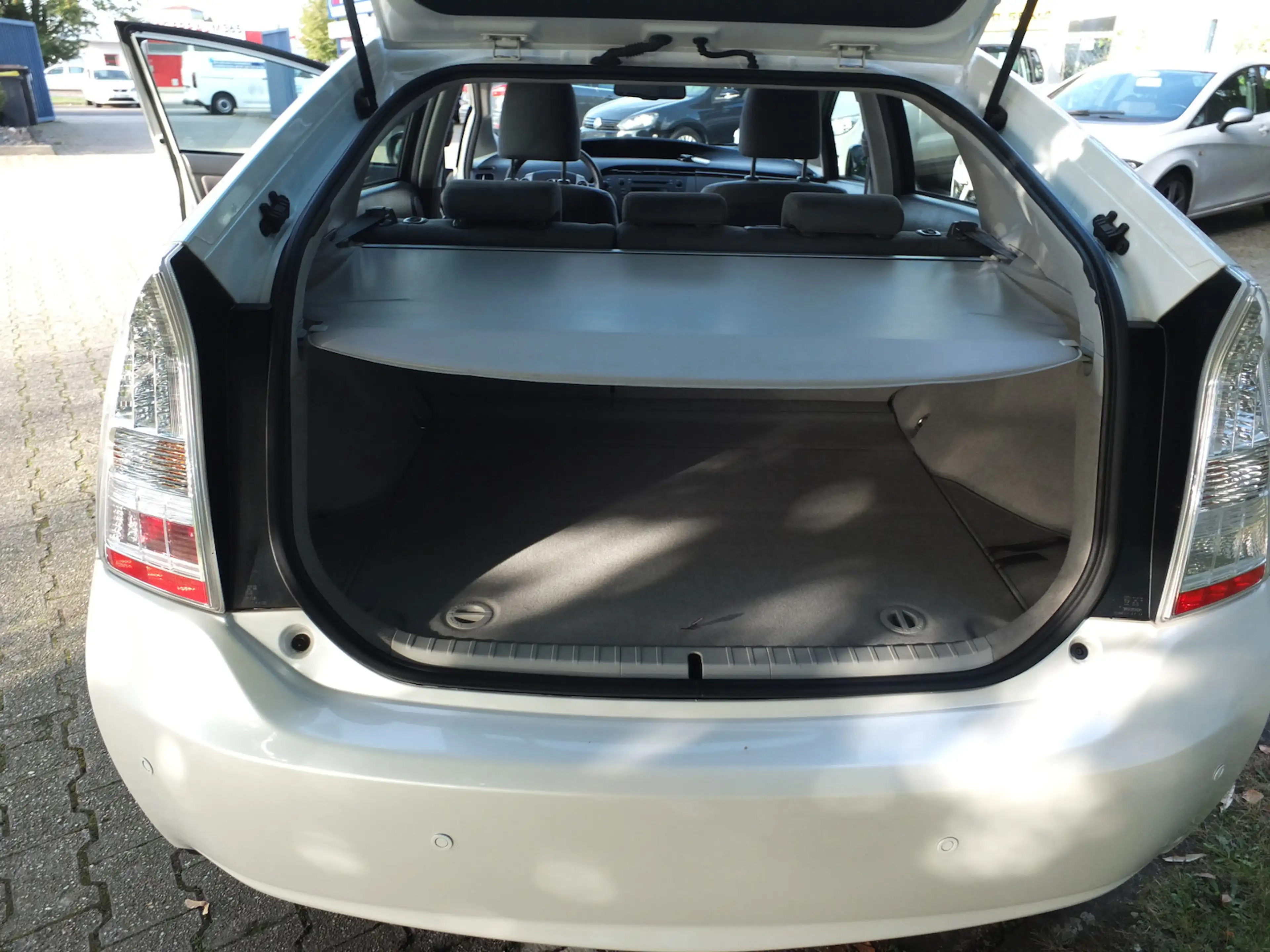 Toyota Prius EXECUTIVE HYBRID SOLARDACH ALCANTARA — photo 5