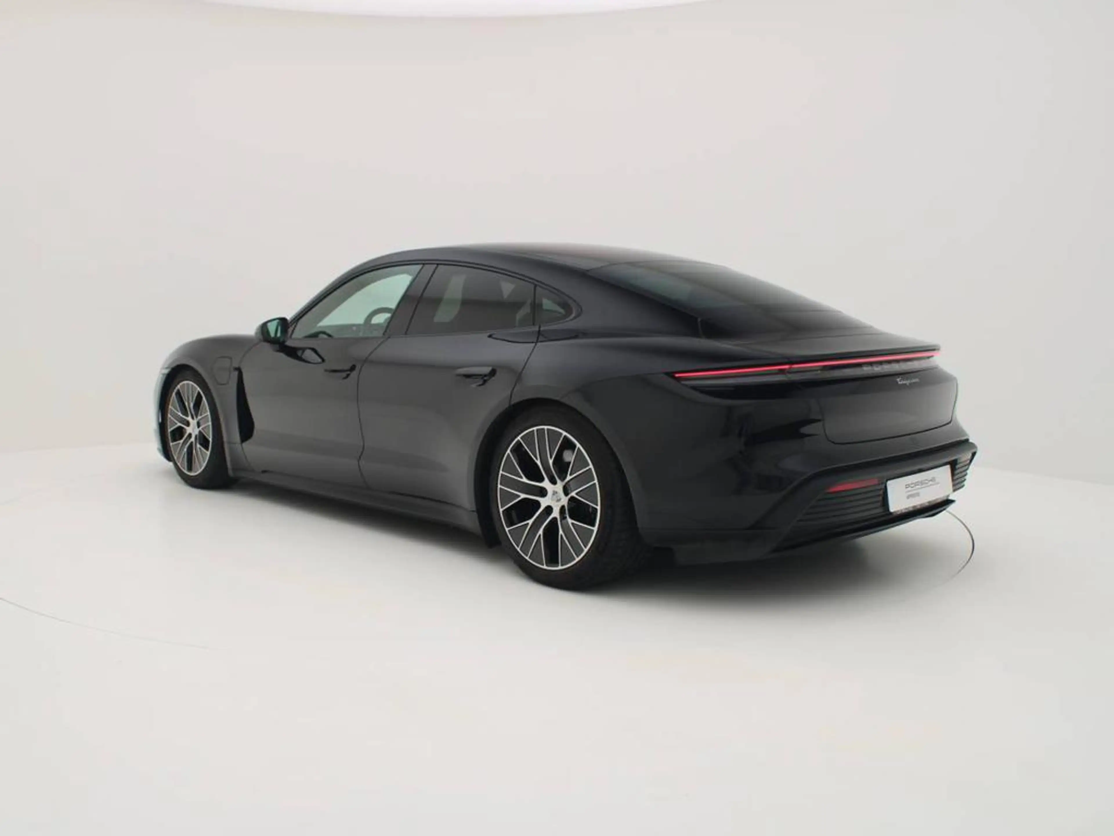 Porsche Taycan Taycan — photo 3