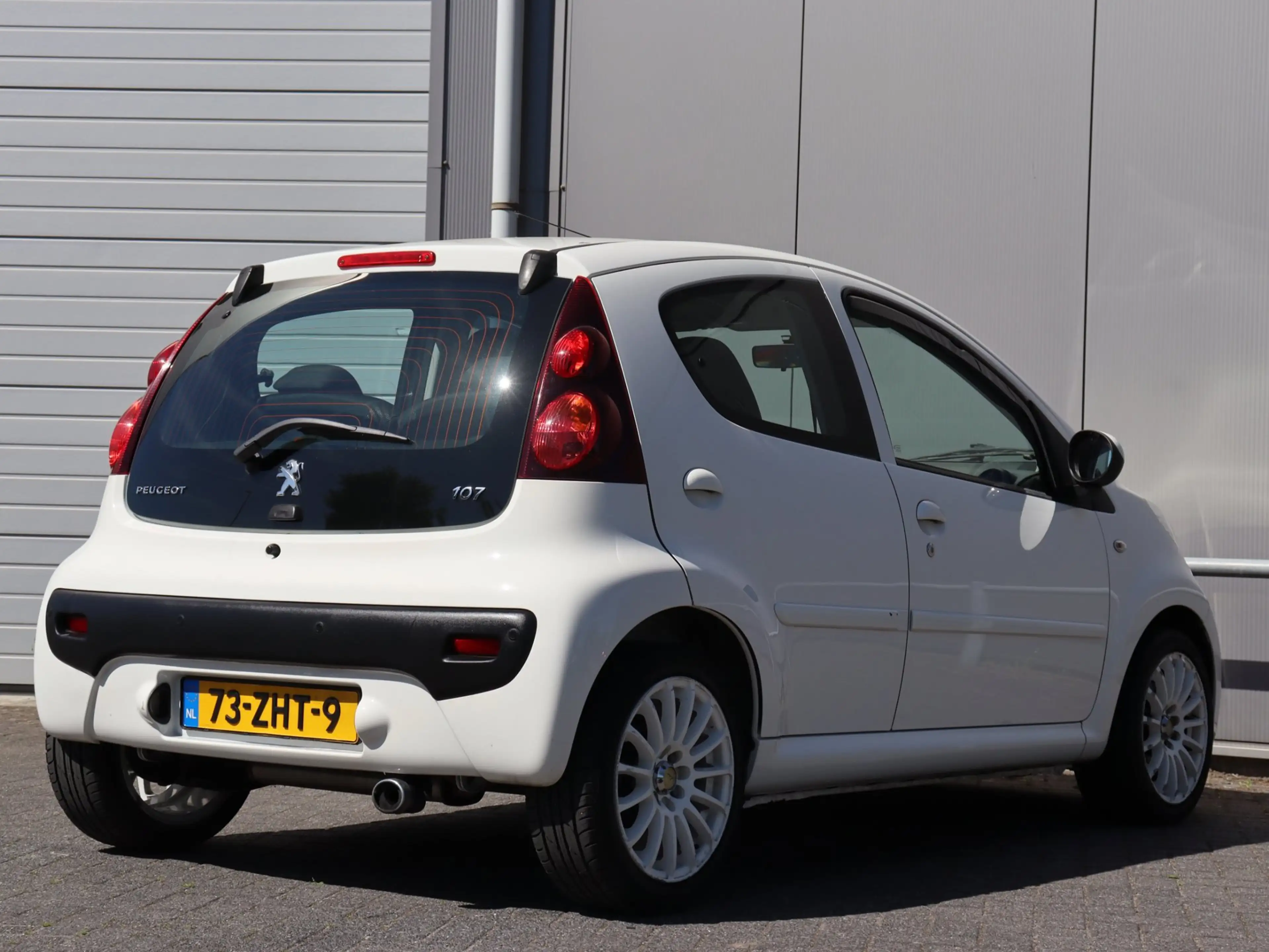 Peugeot 107 1.0 Active automaat LM airco *42.000km* — photo 9