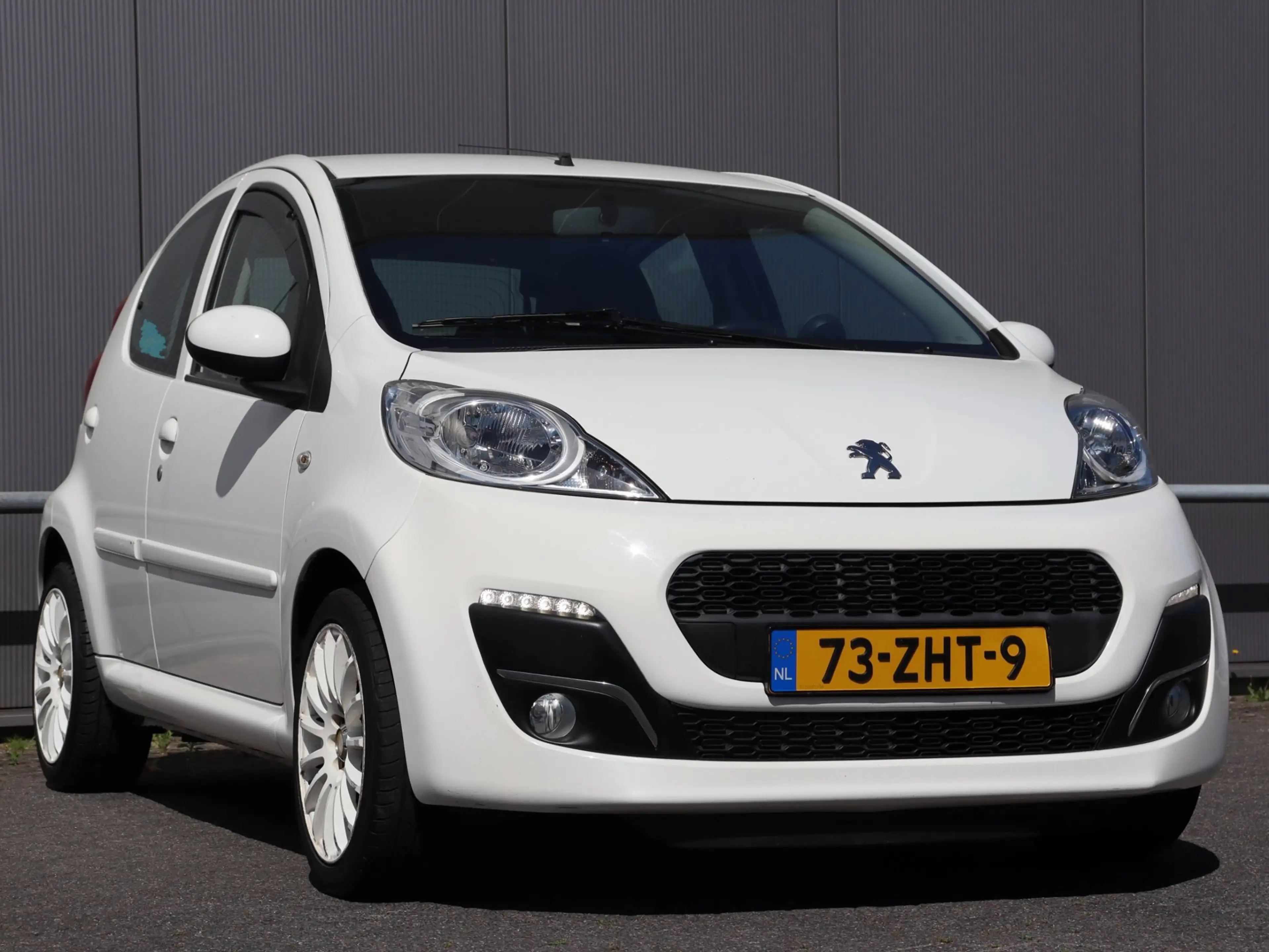 Peugeot 107 1.0 Active automaat LM airco *42.000km* — photo 5