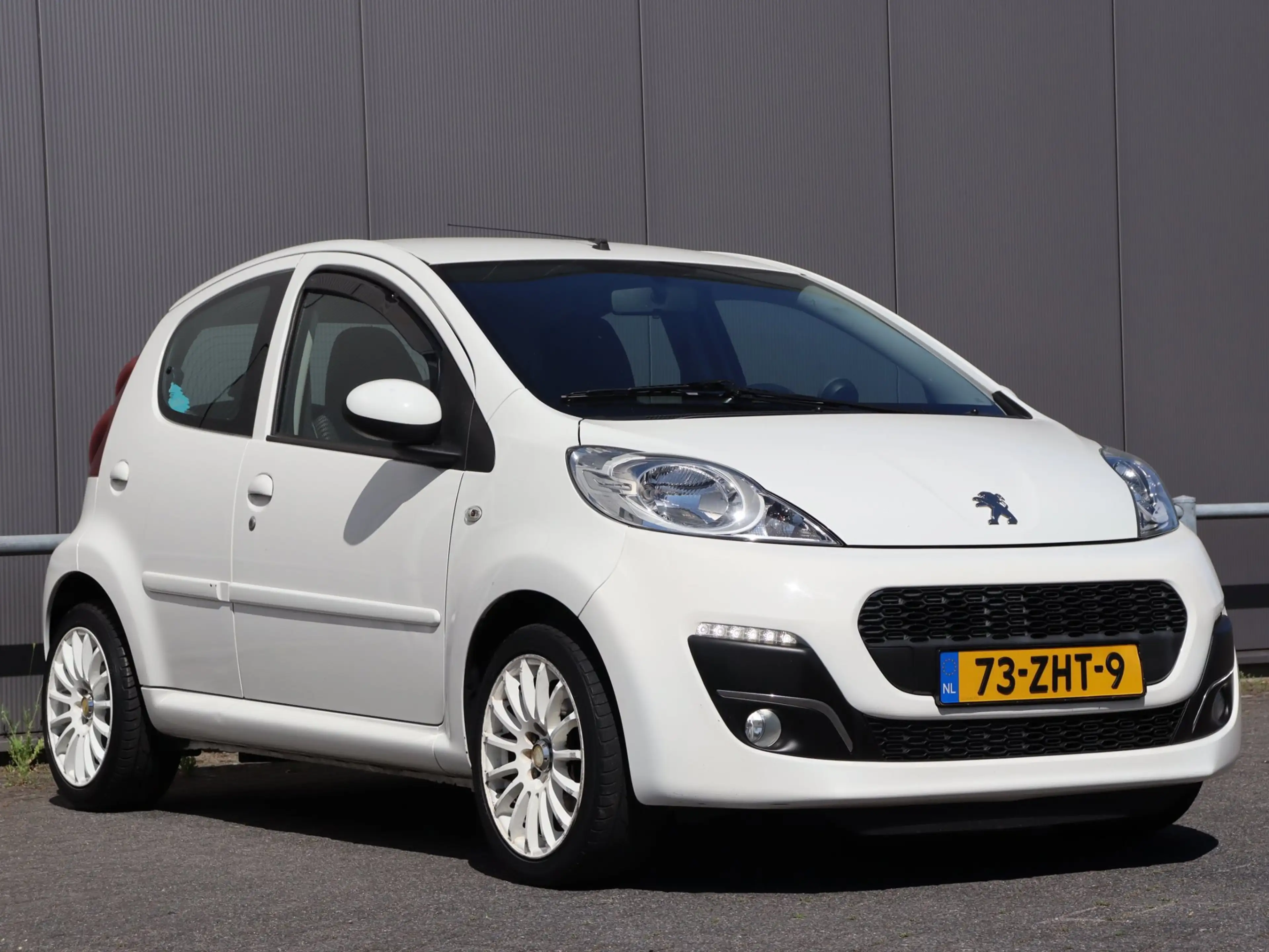 Peugeot 107 1.0 Active automaat LM airco *42.000km* — photo 4