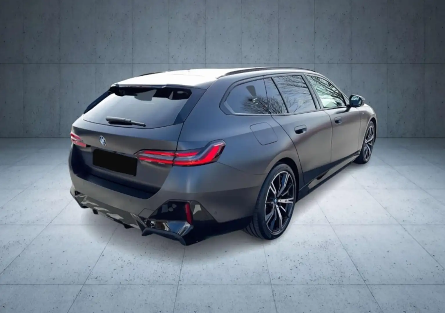 BMW 540 540d Touring 48V xdrive MSport Pro auto 303 cv Grigio - 2