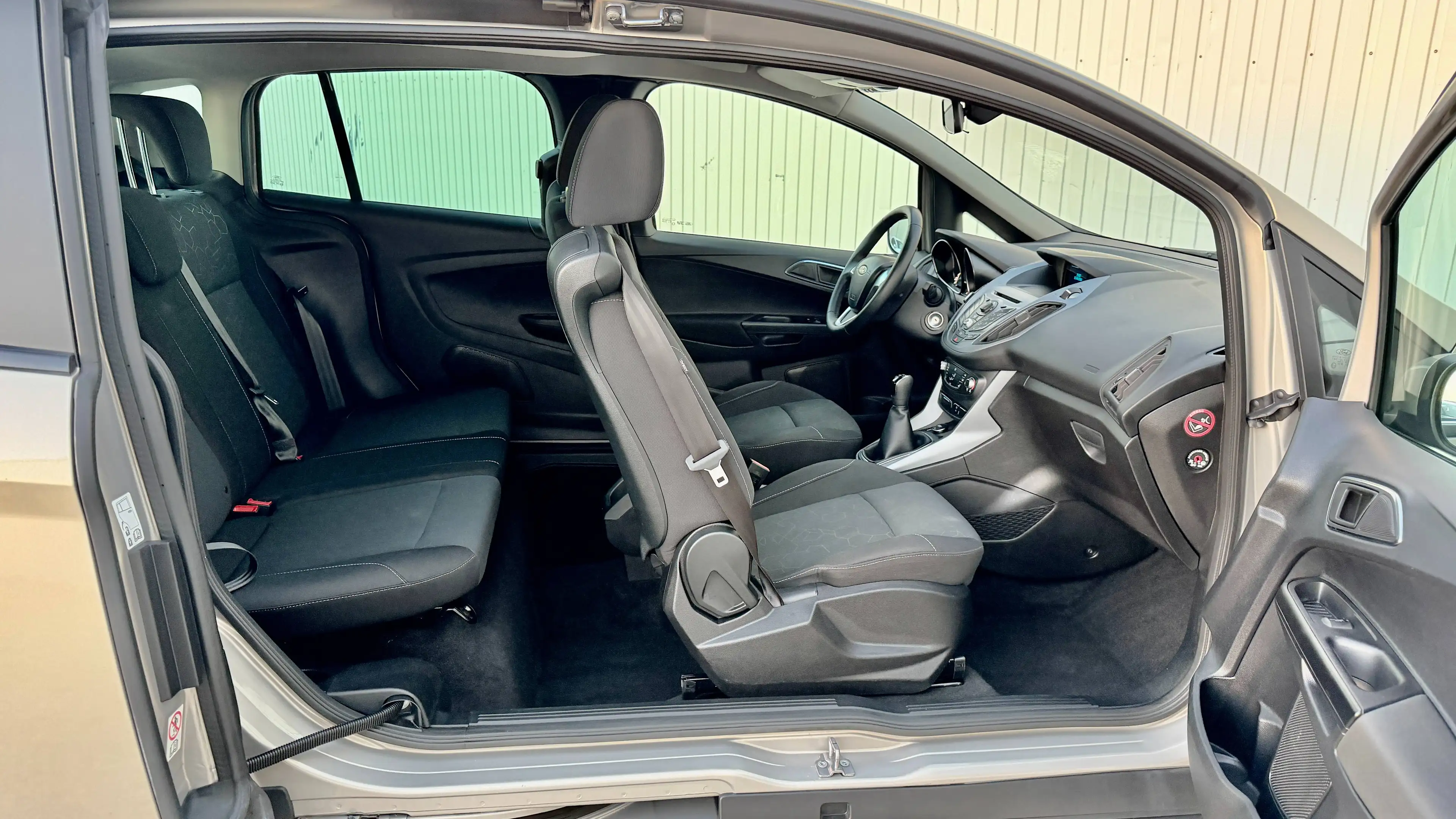 Ford B-Max Sync Edition — photo 14