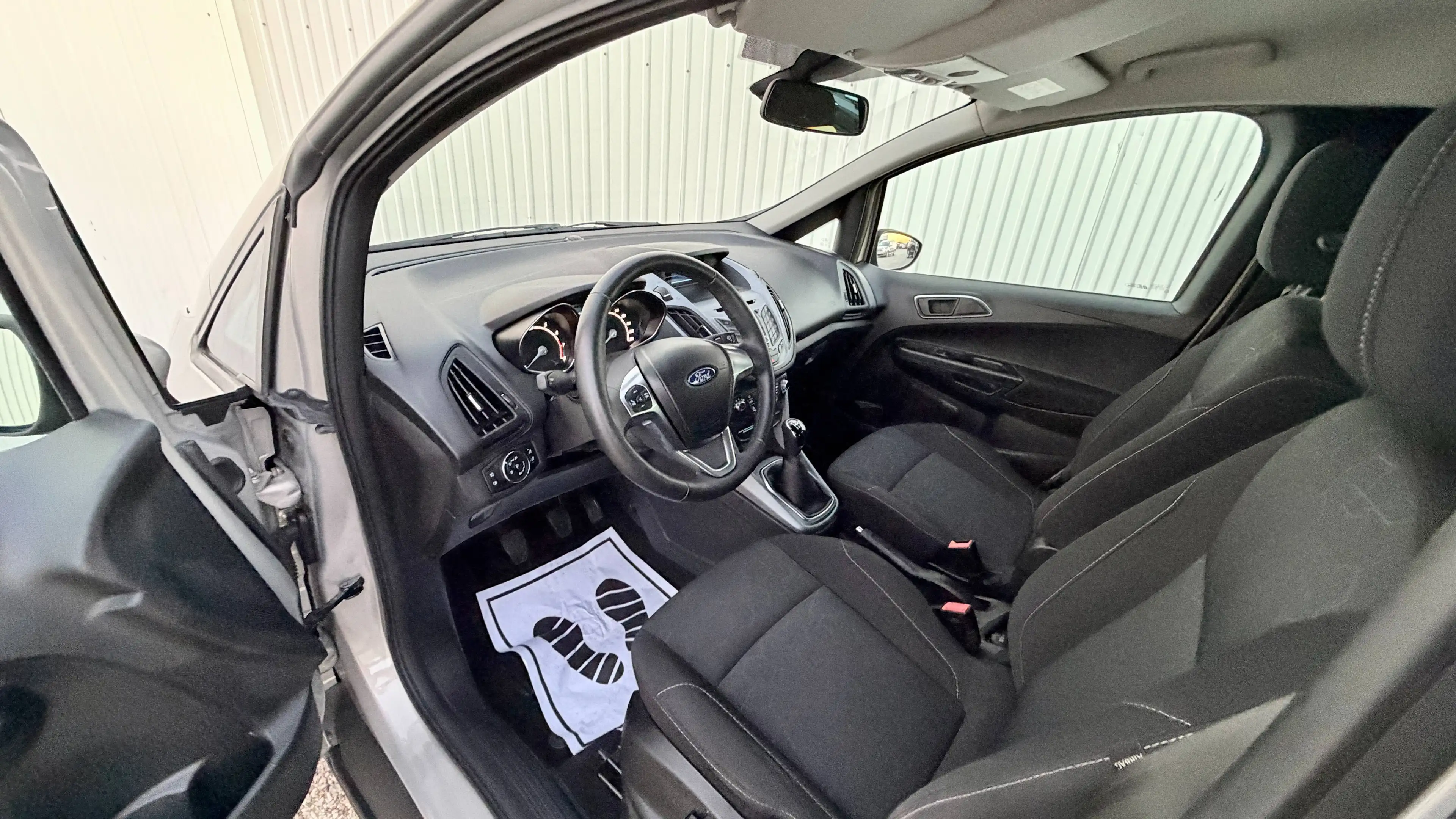Ford B-Max Sync Edition — photo 8