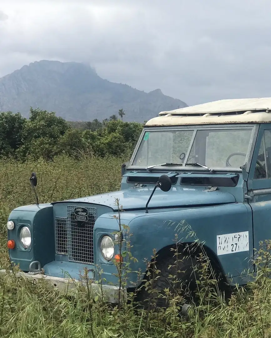 Land Rover Series LAND ROVER SANTANA 2A - 109 - 2