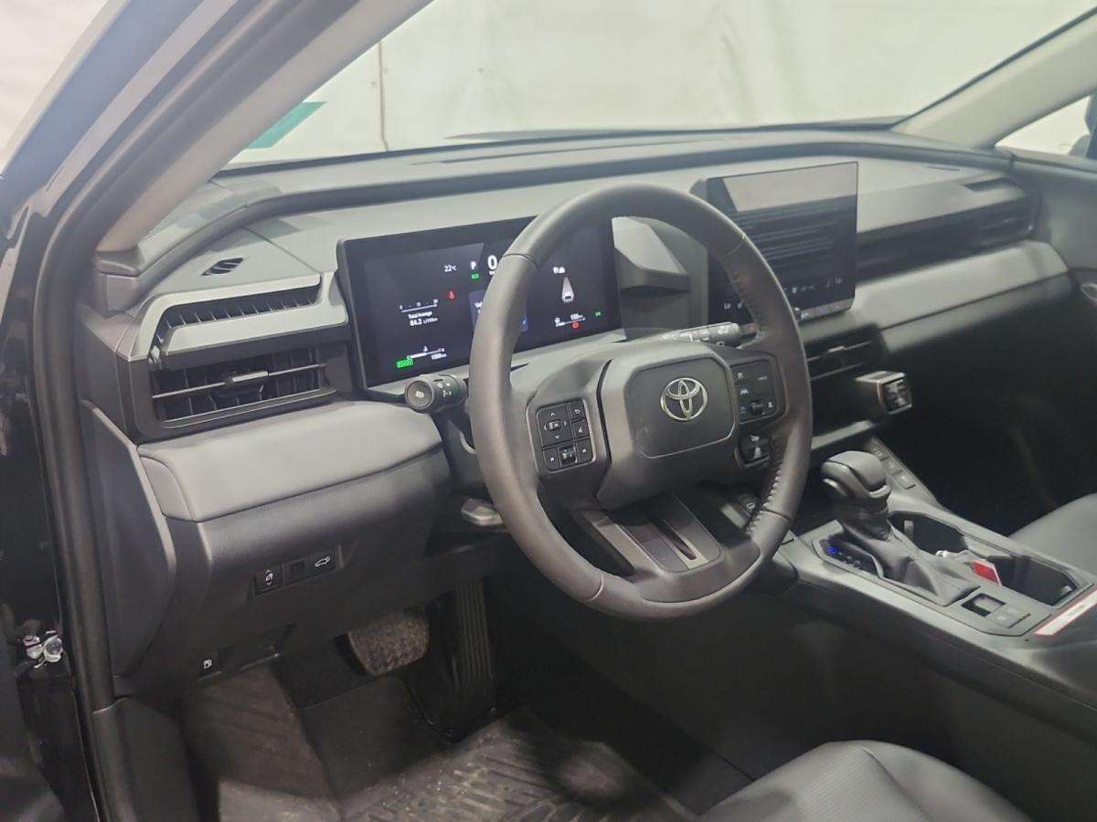 2026 Toyota RAV4 XLE/HYBRID/AWD/1308 KMS!! — photo 1