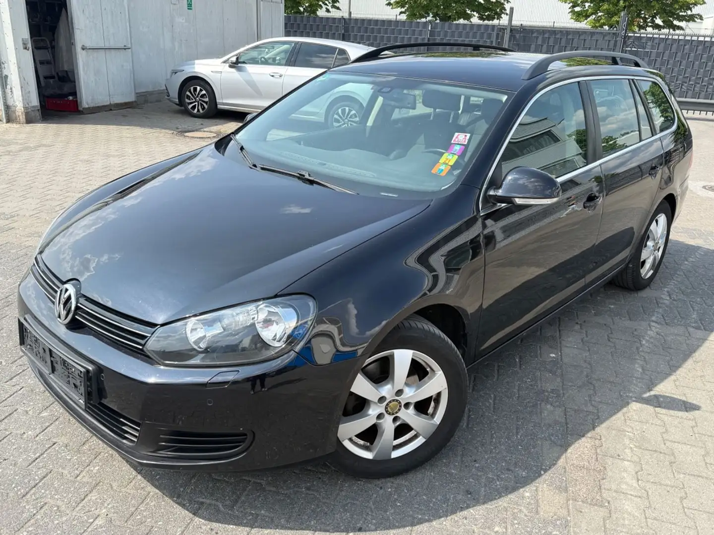 Volkswagen Golf VI Variant Highline-1 Jahr Garantie/6 Gang Negro - 1