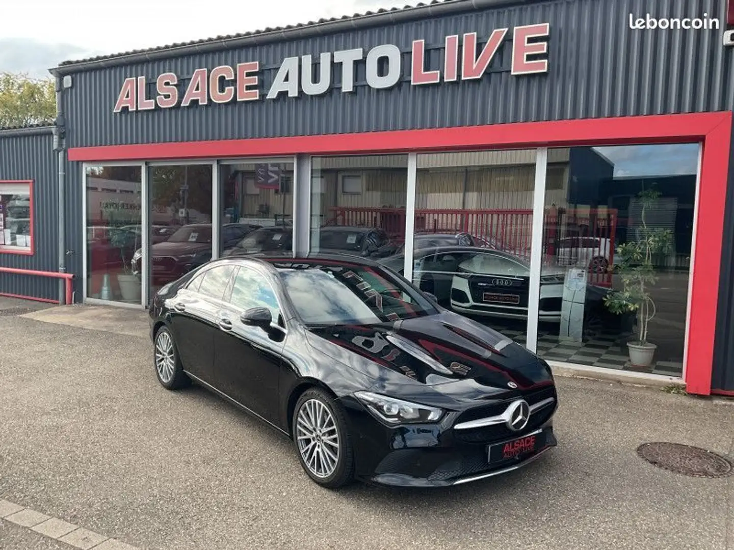 Mercedes-Benz CLA 200 Classe Mercedes 200 D 150CH PROGRESSIVE LINE 8G-DCT 8CV Nero - 1