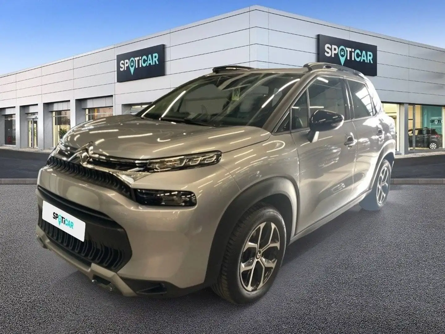 Citroen C3 Aircross 1.2 PureTech 130 S&S EAT6 Shine Grijs - 1