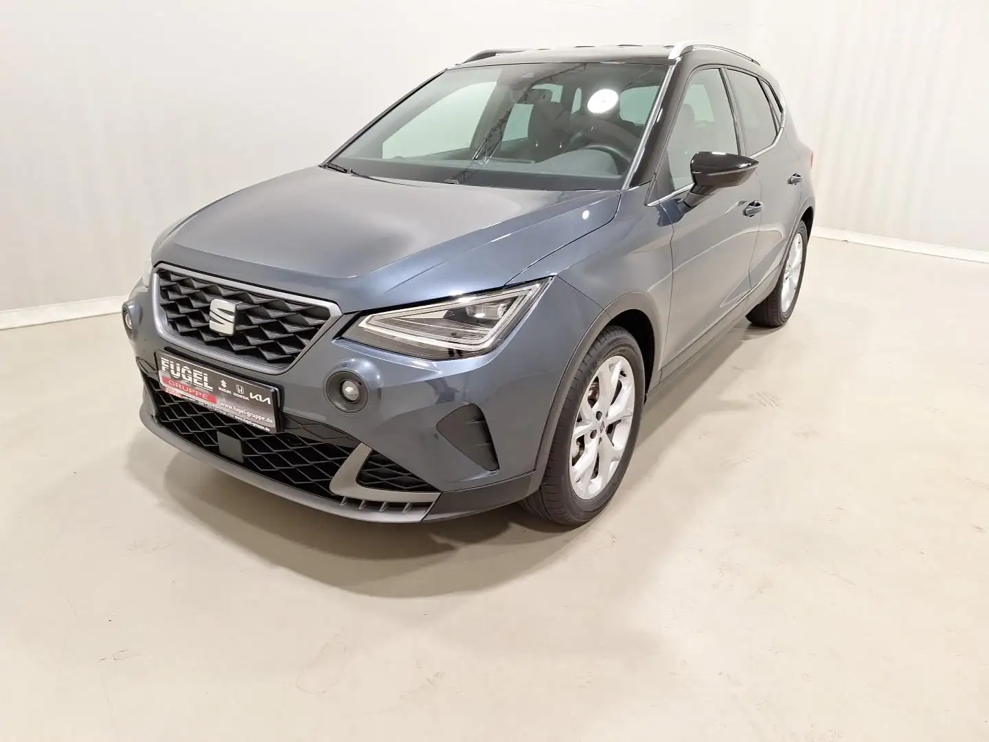 SEAT Arona 1.0 FR-Line LED|Temp|Klima Grau - 2