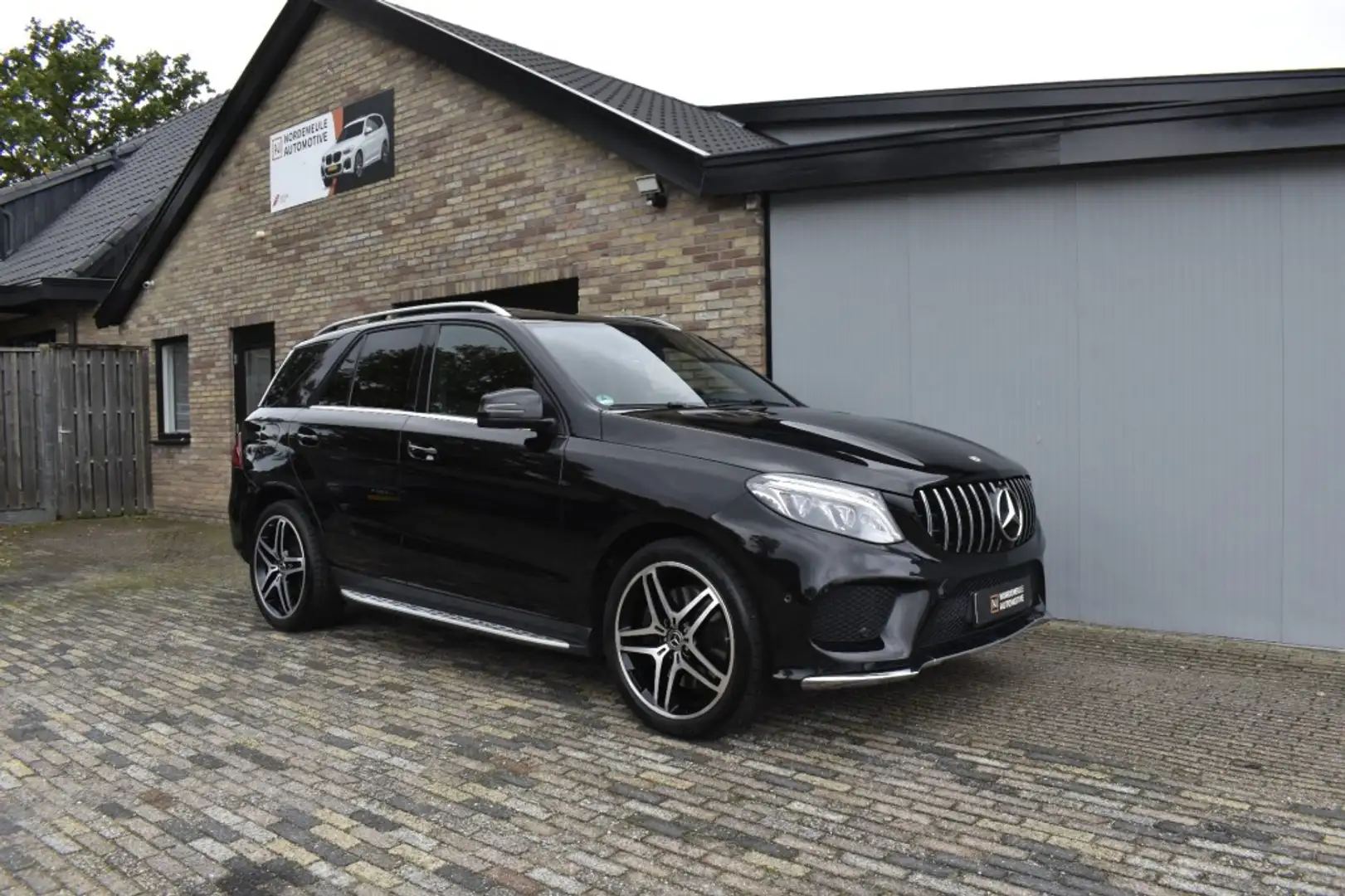 Mercedes-Benz GLE 400 400 4Matic AMG Sport ED. Pano, HUD, Leder Zwart - 2