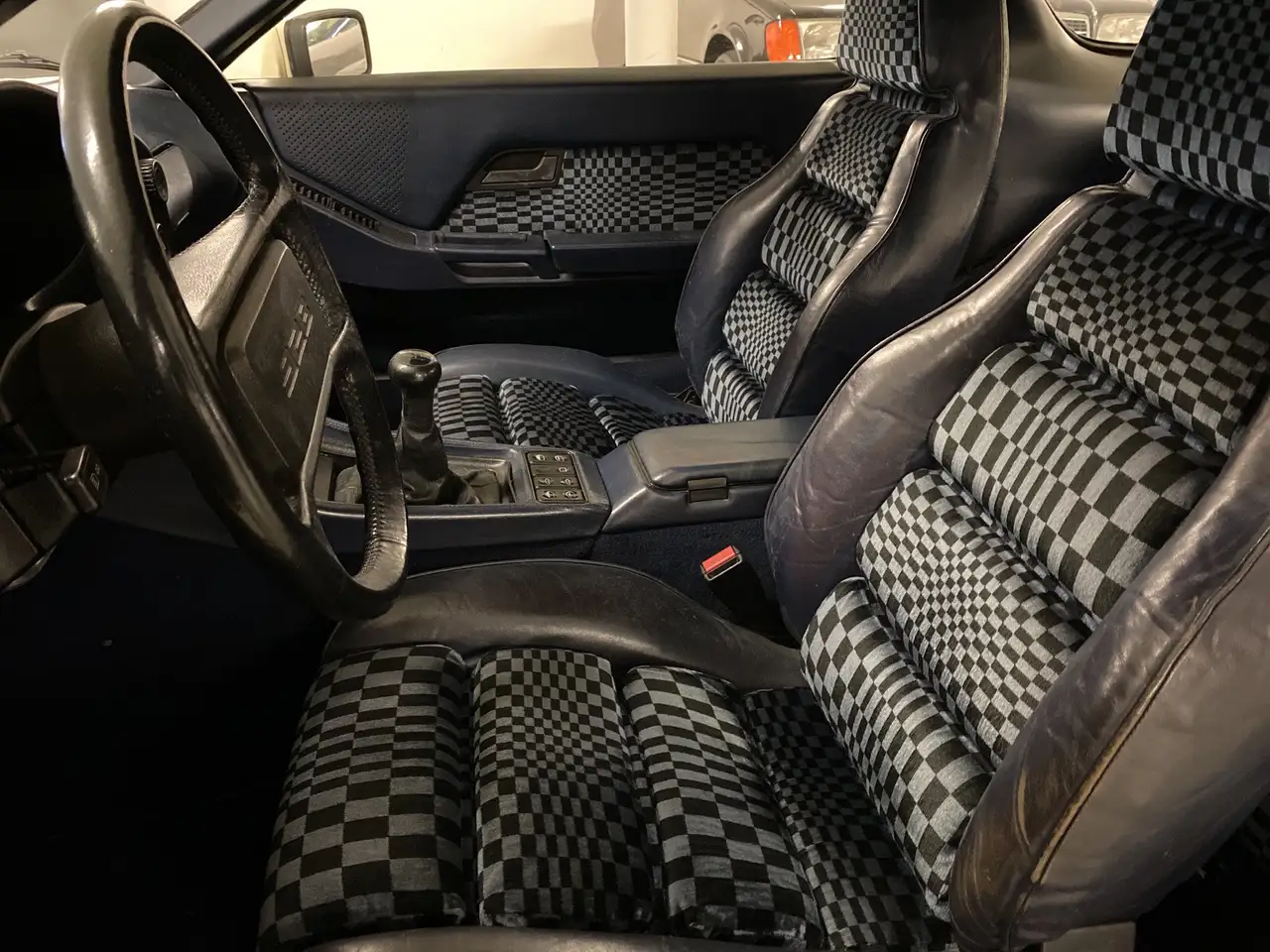Porsche 928 S, foto 8