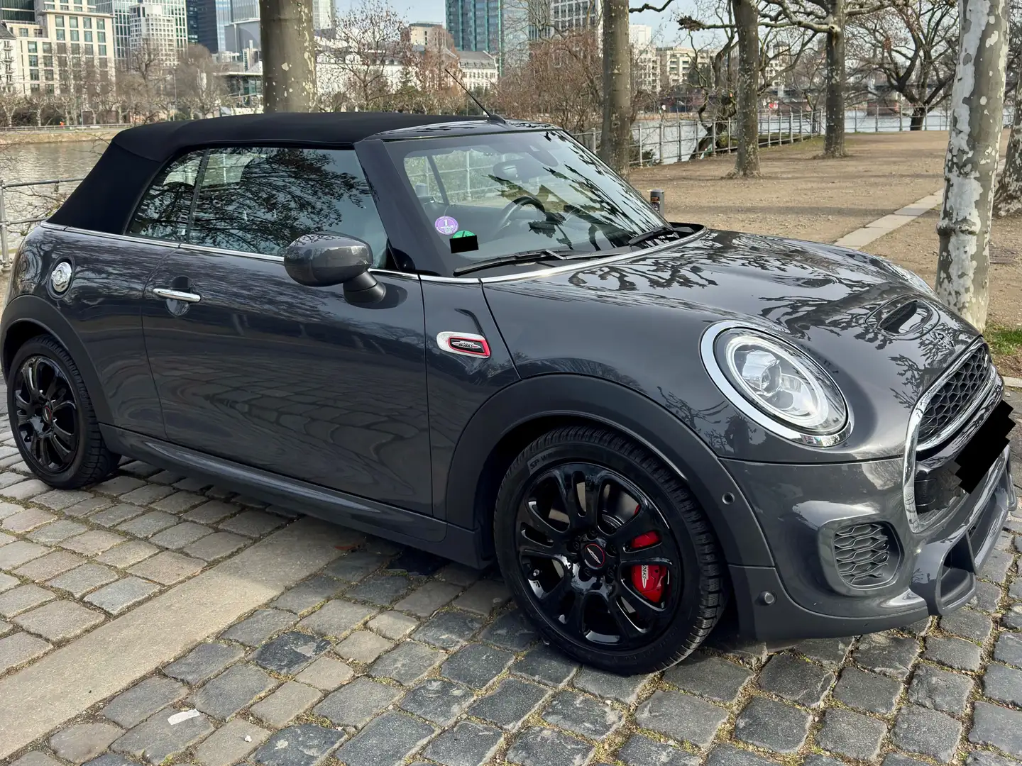 MINI John Cooper Works Cabrio HUD, Navi, Leder, Harma (opt. WR auf Sportfelgen) Šedá - 2