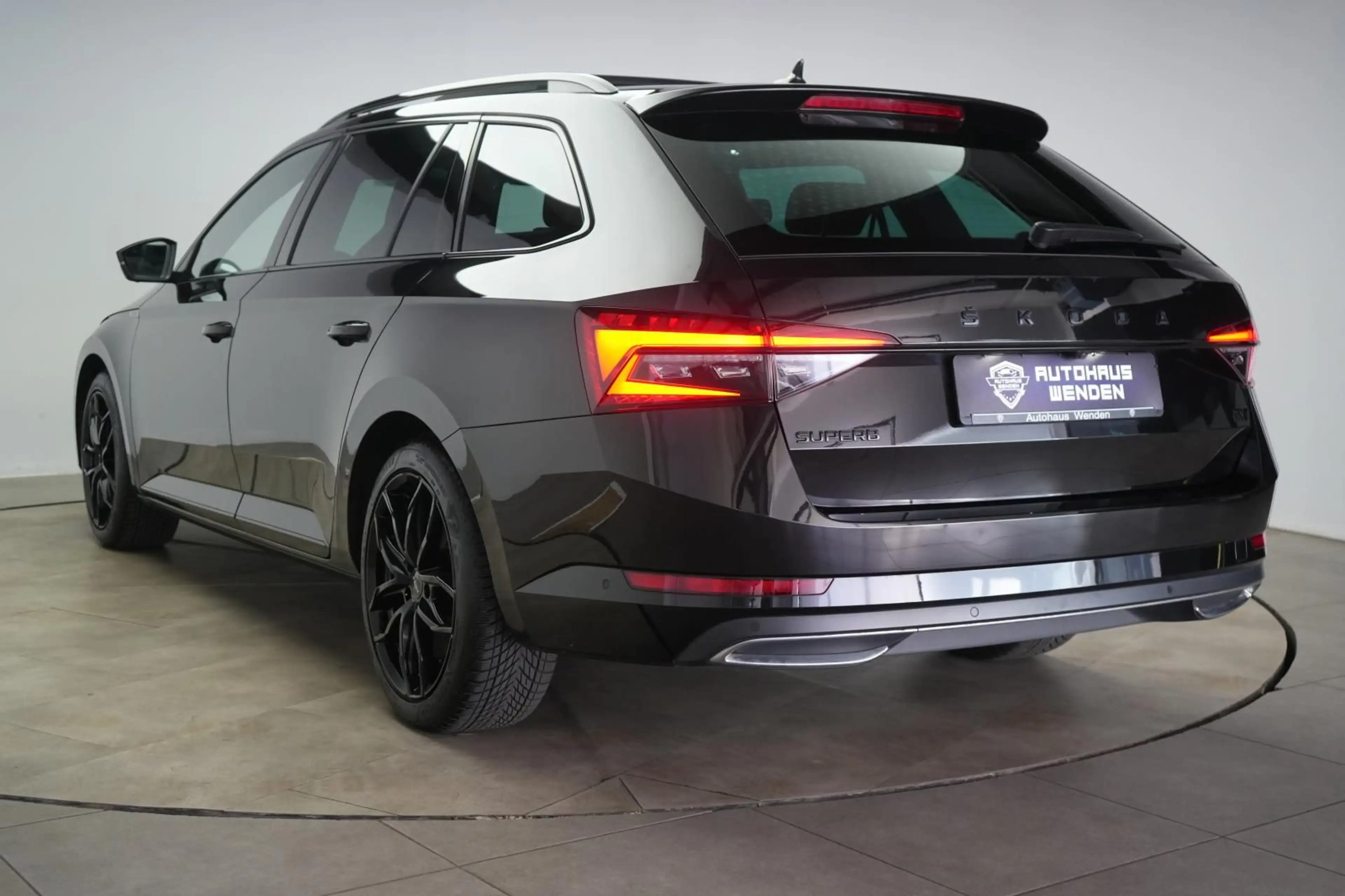 Skoda Superb 1.4 TSI iV DSG Sportline ACC/Kamera/Virtu — photo 5