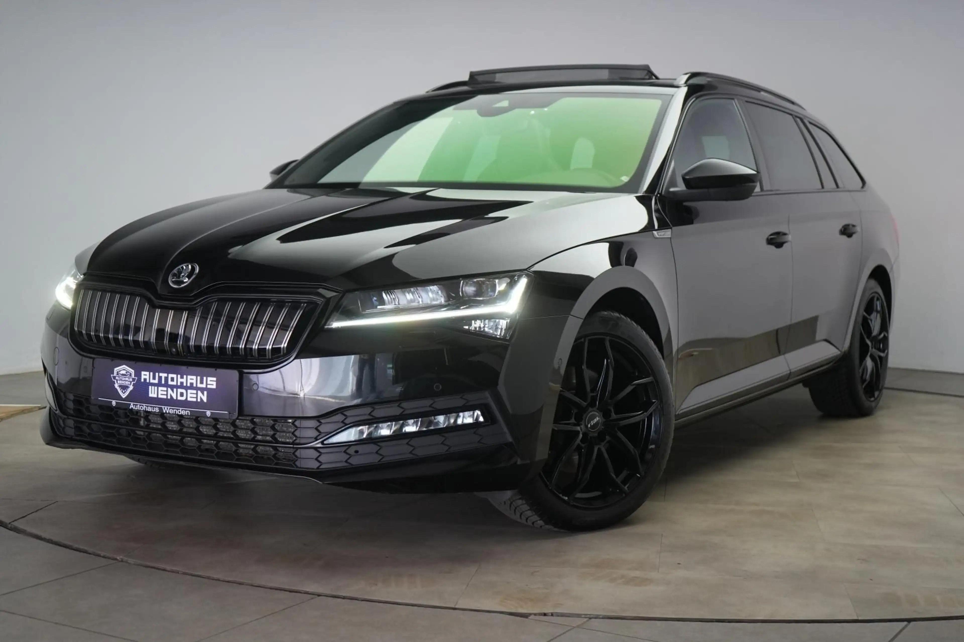 Skoda Superb 1.4 TSI iV DSG Sportline ACC/Kamera/Virtu — photo 4