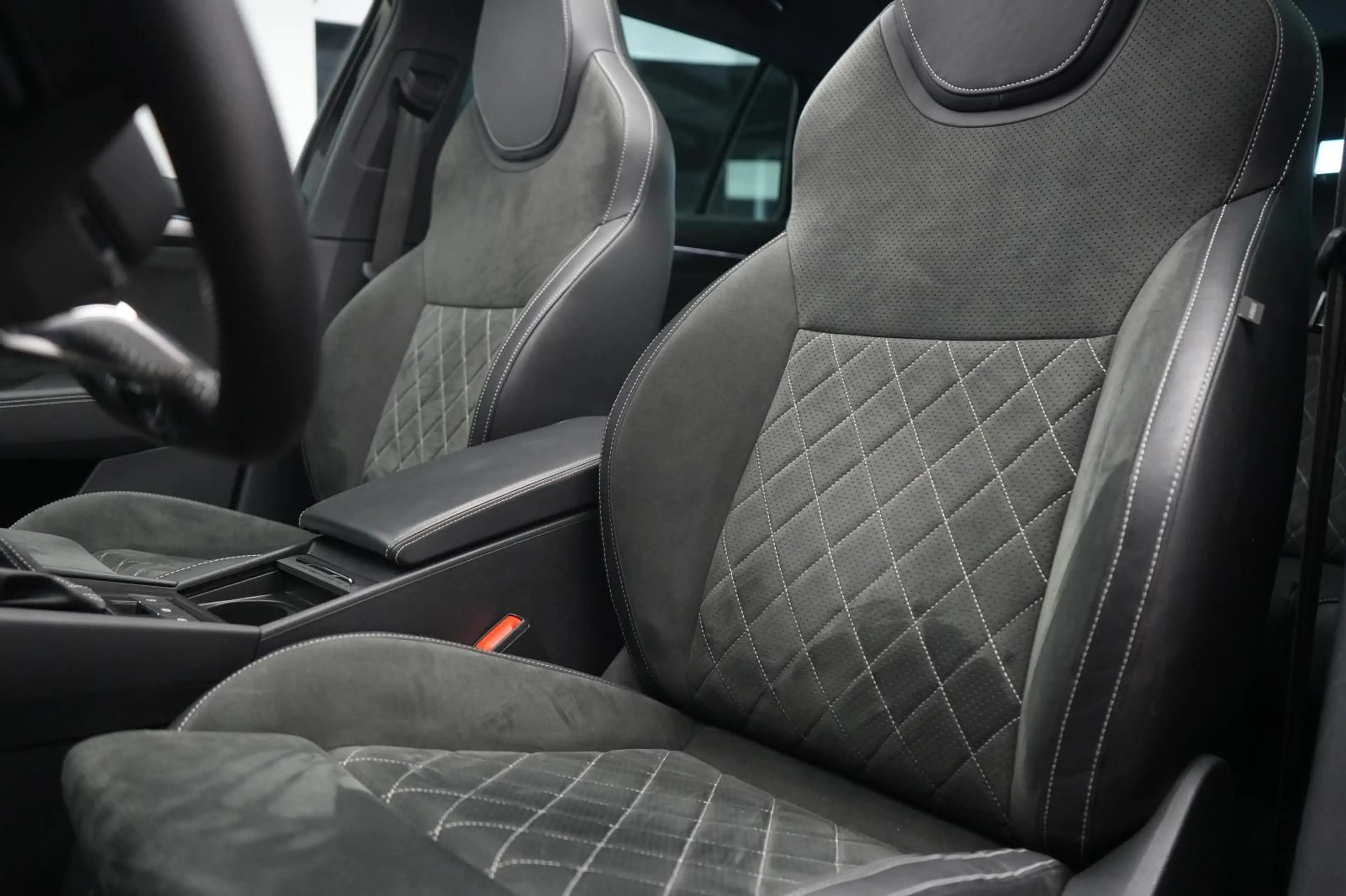 Skoda Superb 1.4 TSI iV DSG Sportline ACC/Kamera/Virtu — photo 14