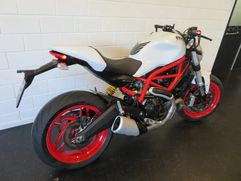 Ducati Monster 797 - foto 3