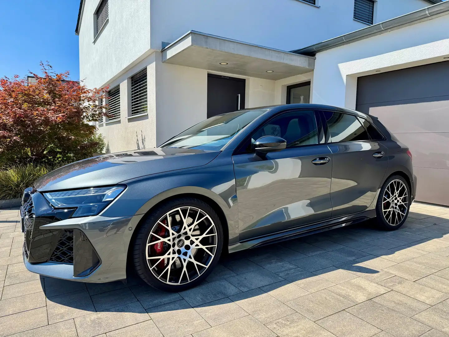 Audi RS3 RS3 TFSI Sportback quattro S tronic Grau - 1